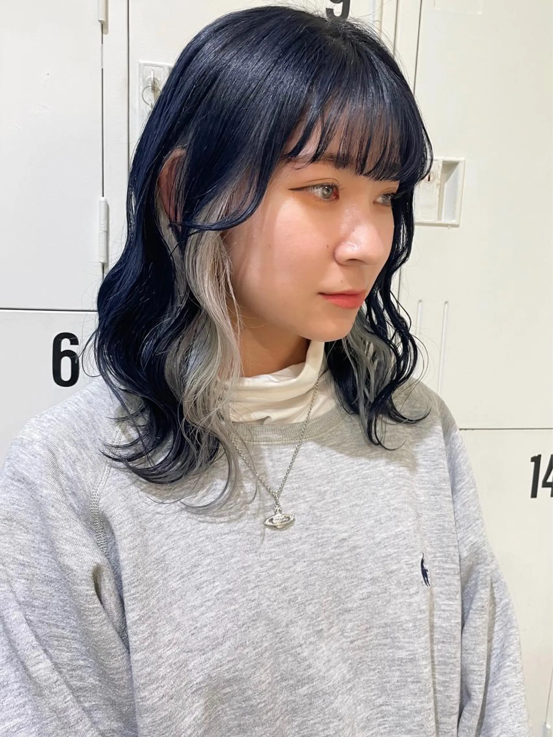 セミロング カラー ウルフ/似合わせ レイヤー/RIHOのヘアスタイル