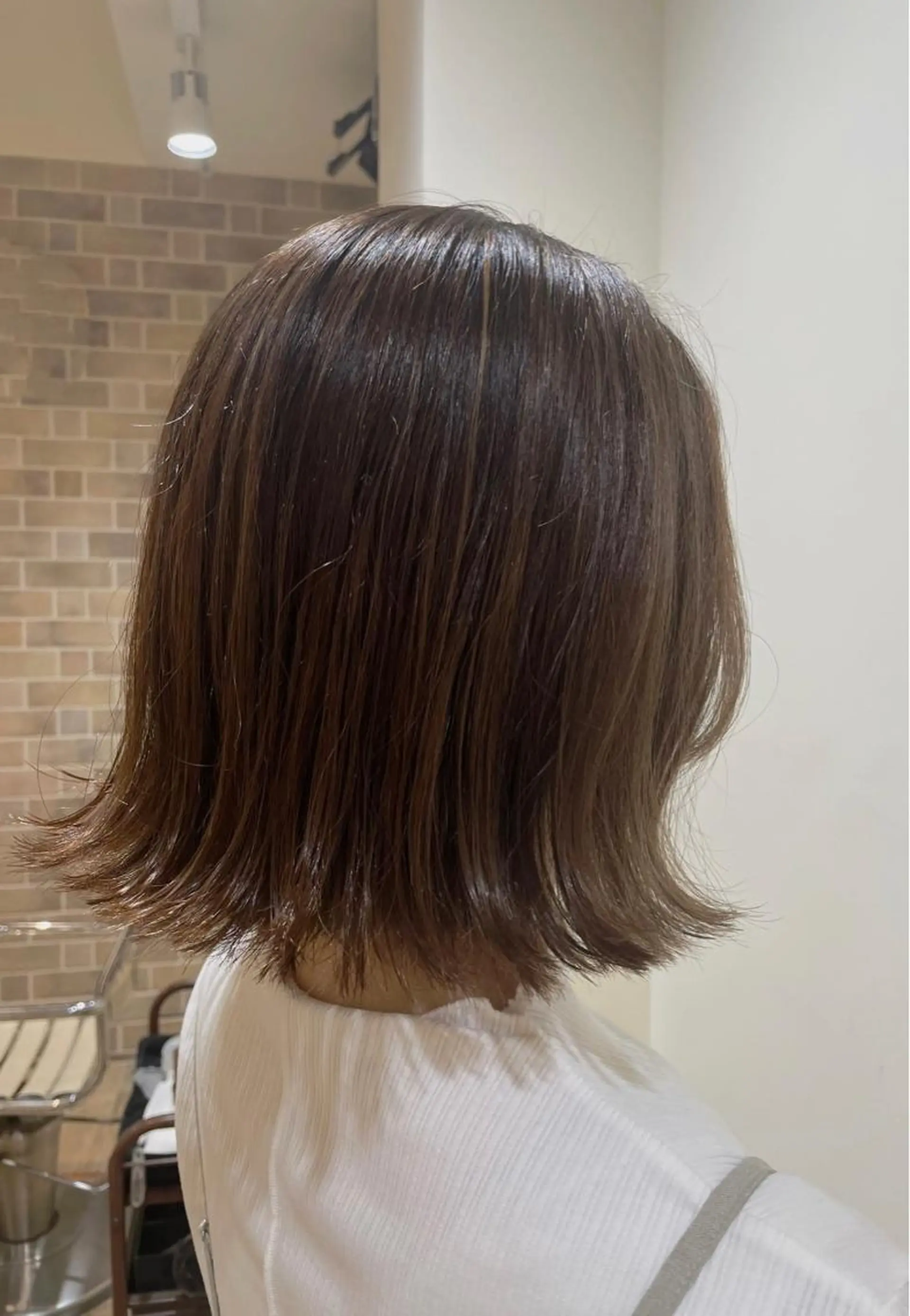 ミディアム 松島 涼花のヘアスタイル