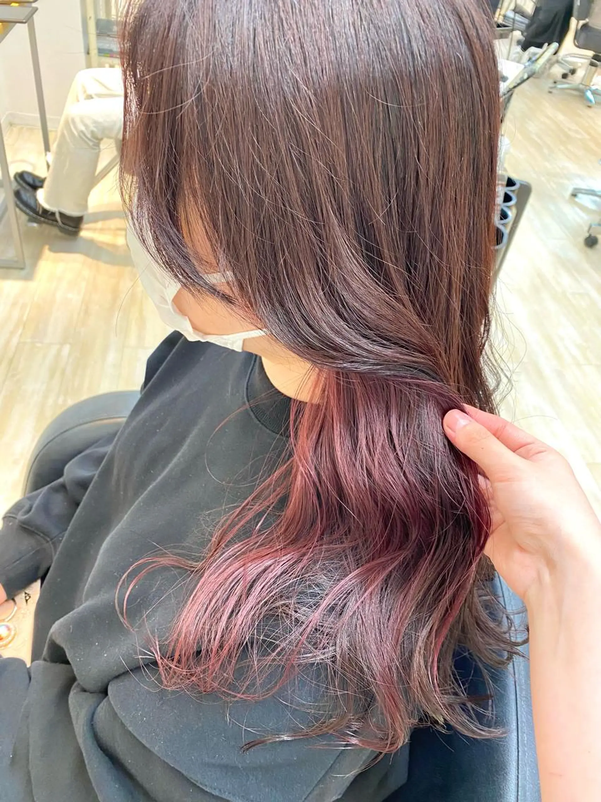 ロング カラー ブラウンカラー ピンクカラー ピンクブラウン くさかみさき🌼暖色 /耳つぼ/オタク🌼のヘアスタイル