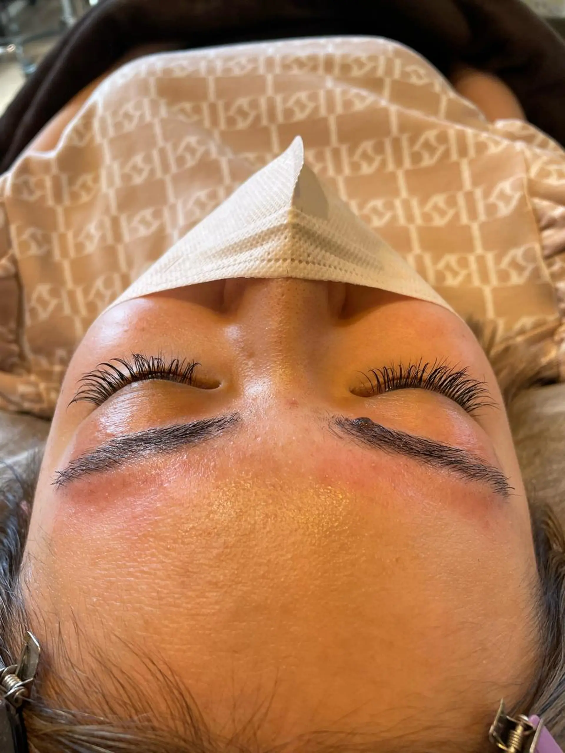 マツエク・マツパ アイブロウ 桑田 新菜のヘアスタイル