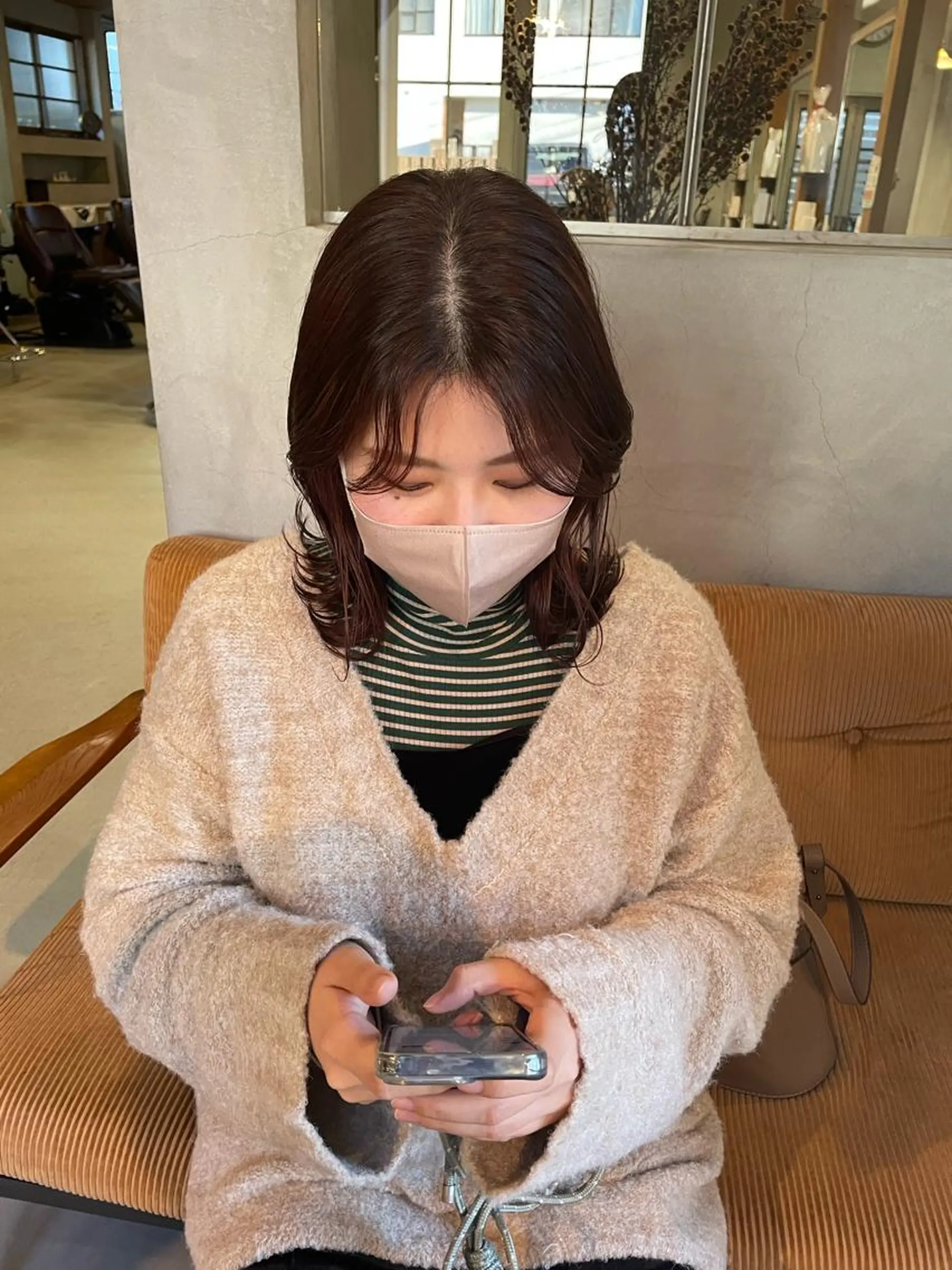 ミディアム 石田 まいやのヘアスタイル