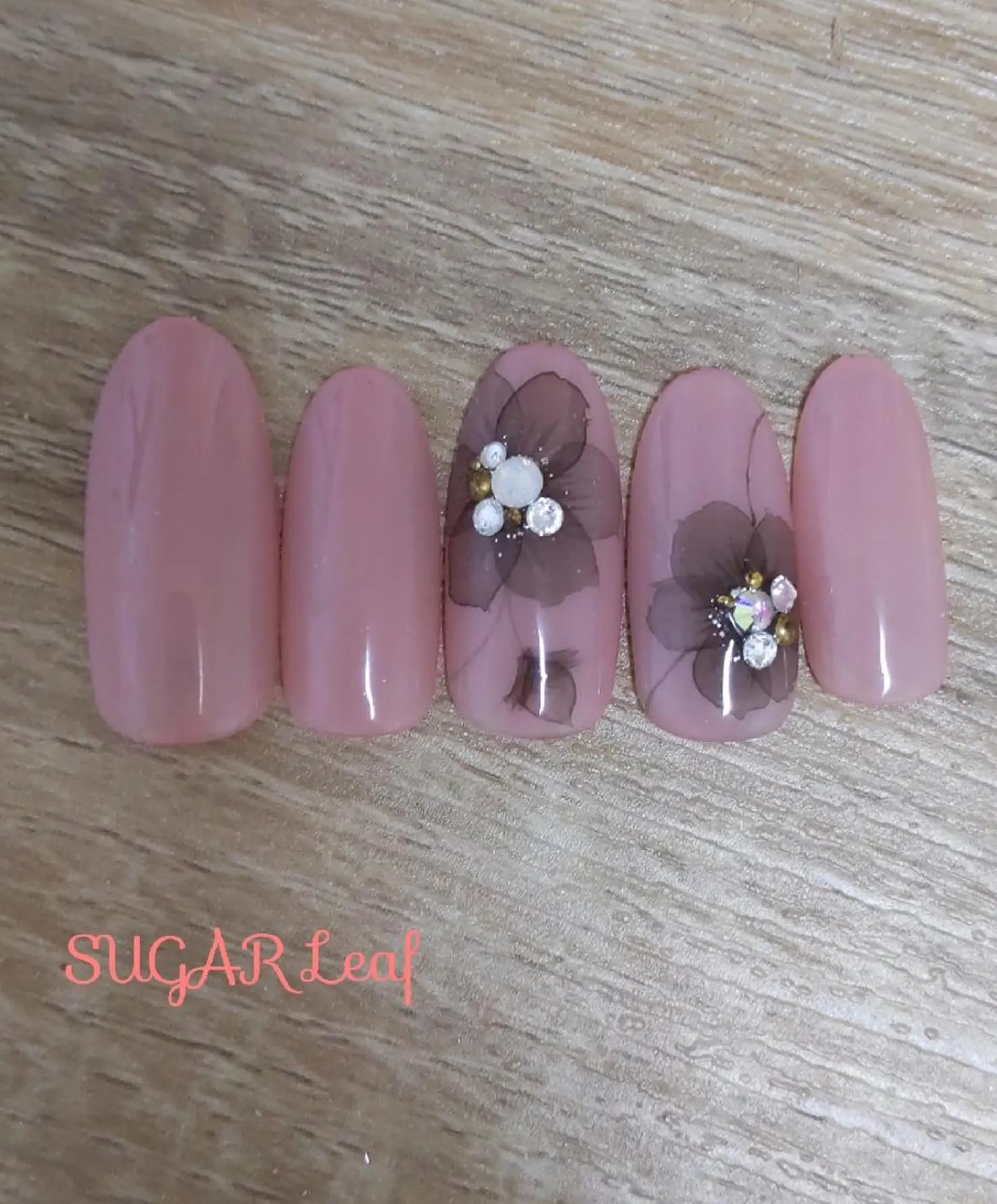 ネイル アートネイル フラワーネイル ハンドネイル SUGAR Leafのネイルデザイン