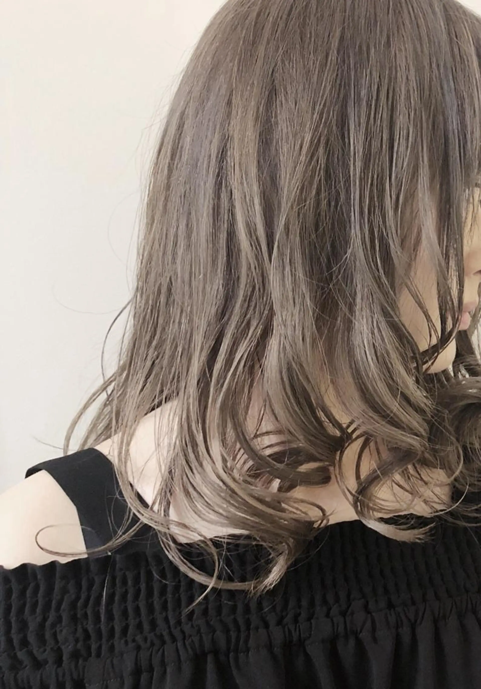 セミロング カラー 草間 大輝のヘアスタイル