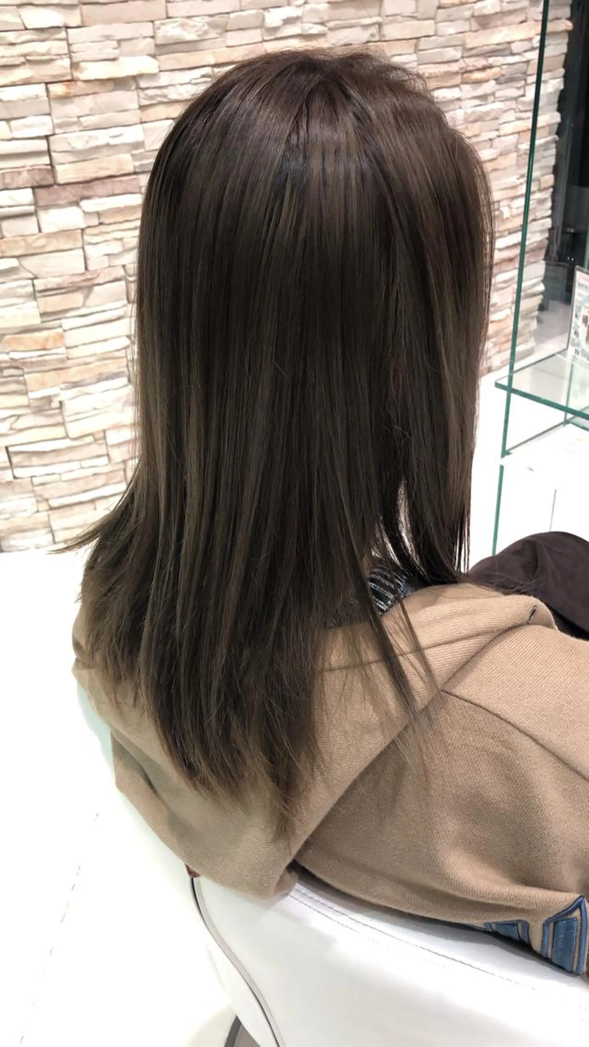 セミロング カラー 縮毛矯正、似合わせ カット✂️大谷勇輝のヘアスタイル