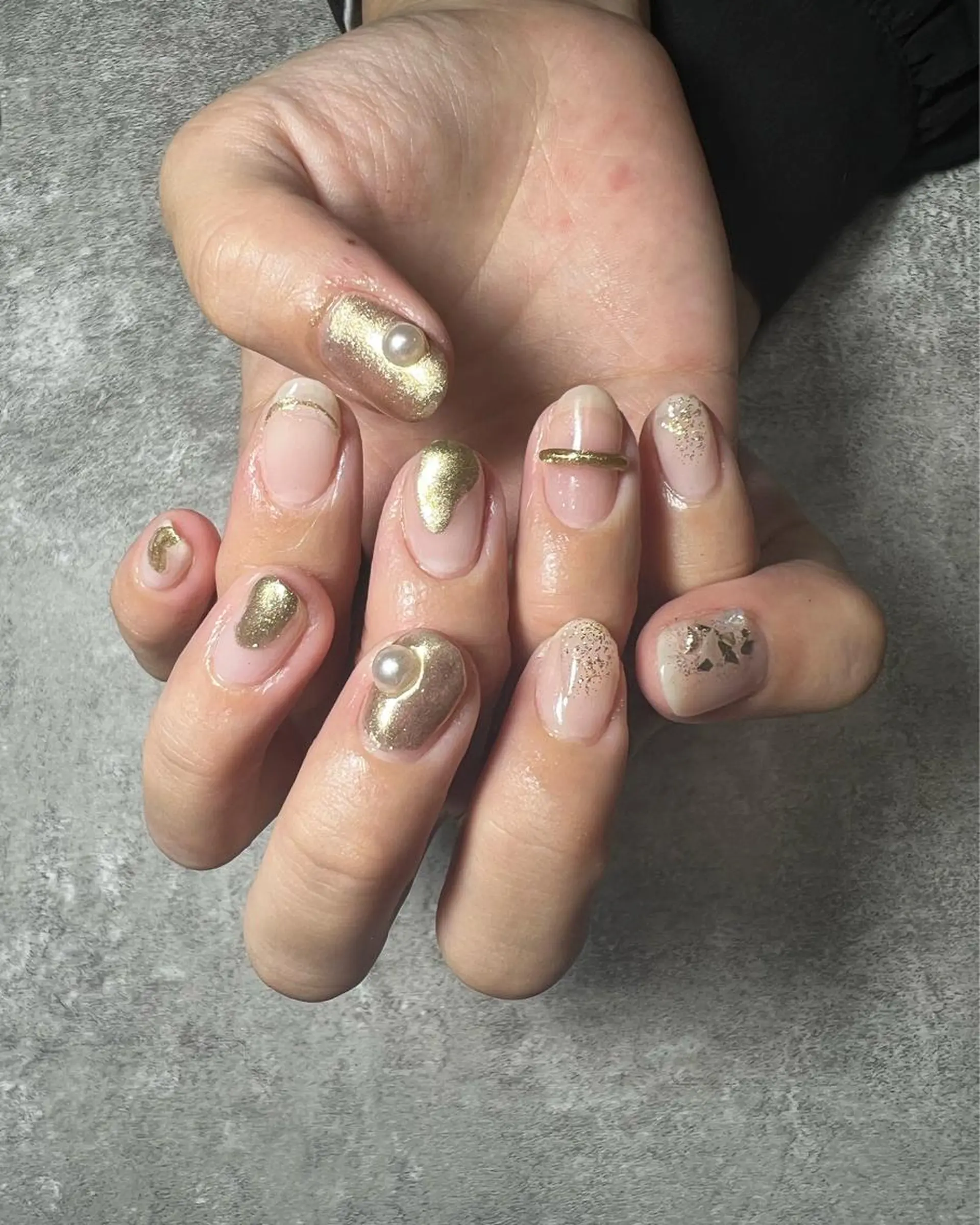 ネイル Lis10 表参道 マグネット🤍MAIのネイルデザイン