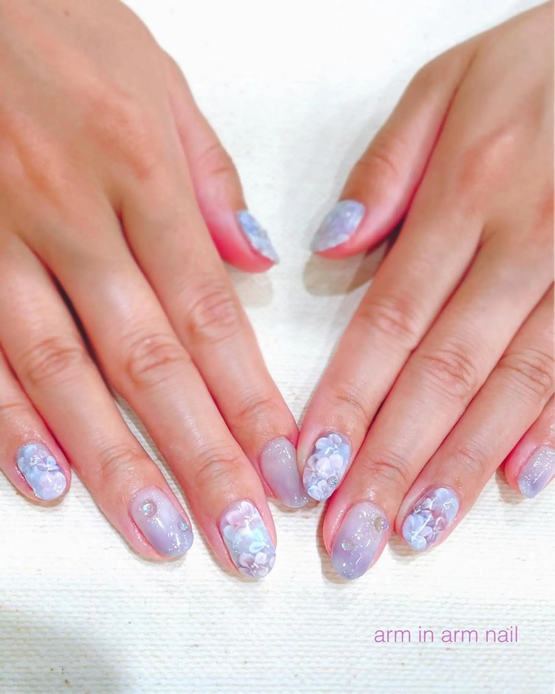 ネイル arm in arm ︎✿Yamamotoのマツエク・マツパデザイン