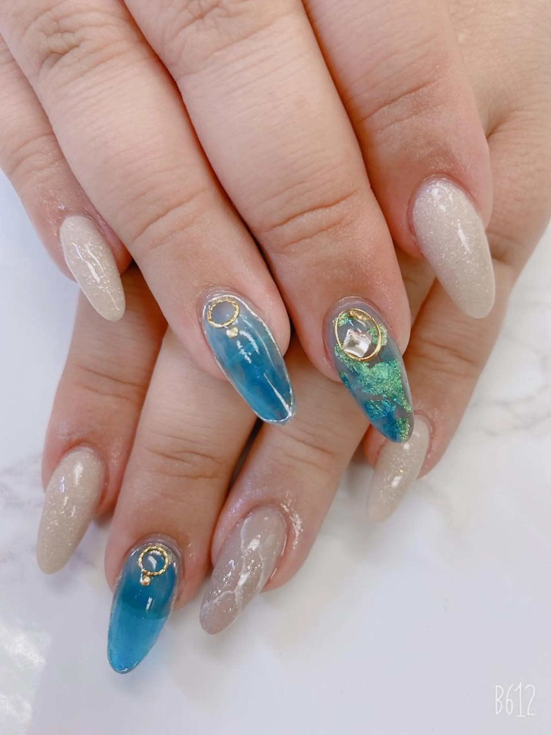 セミロング ハンドネイル JNA認定講師🌸 RIEのネイルデザイン