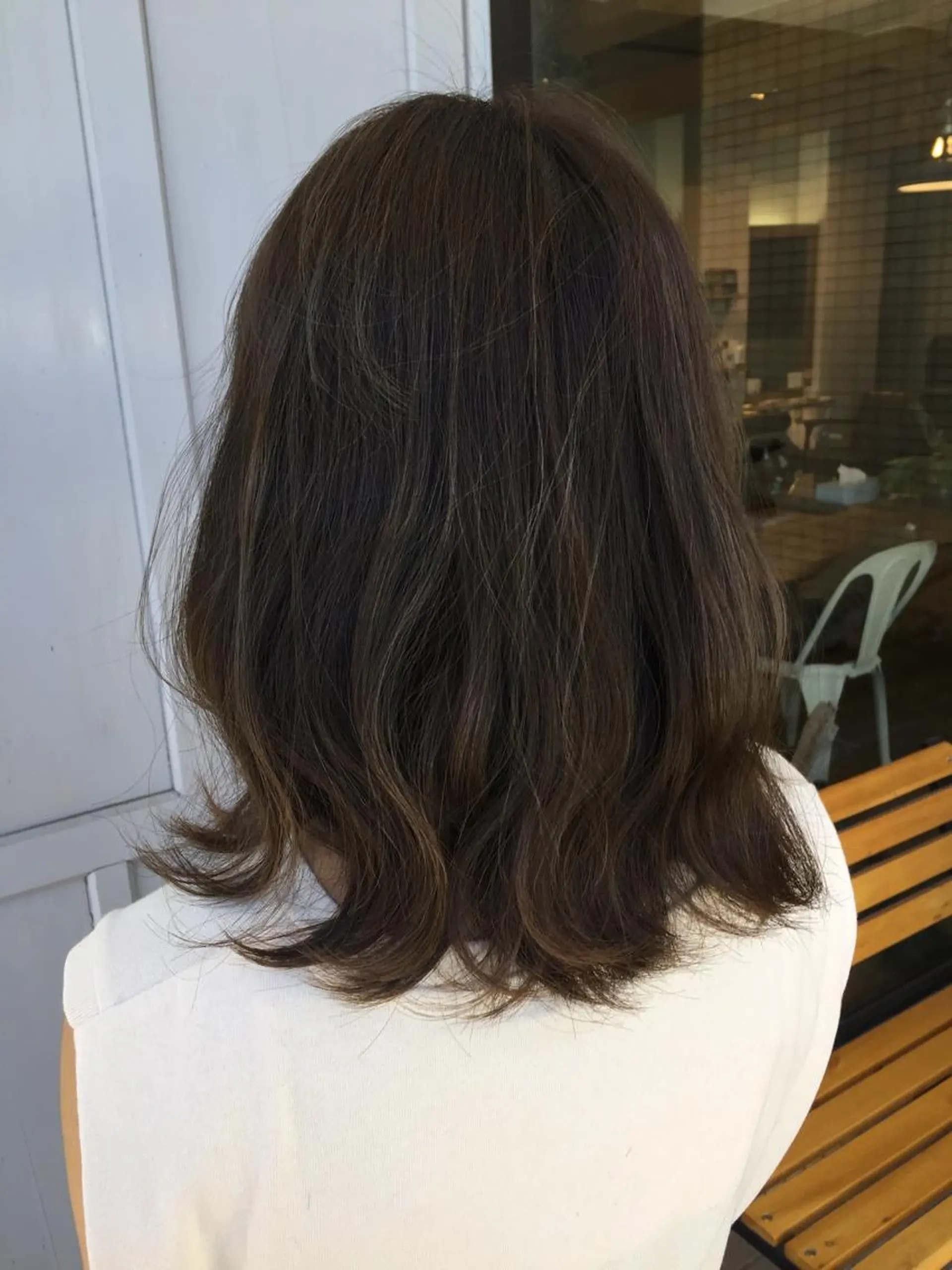 セミロング カラー アッシュ ブルーカラー ツキダテ ユイのヘアスタイル