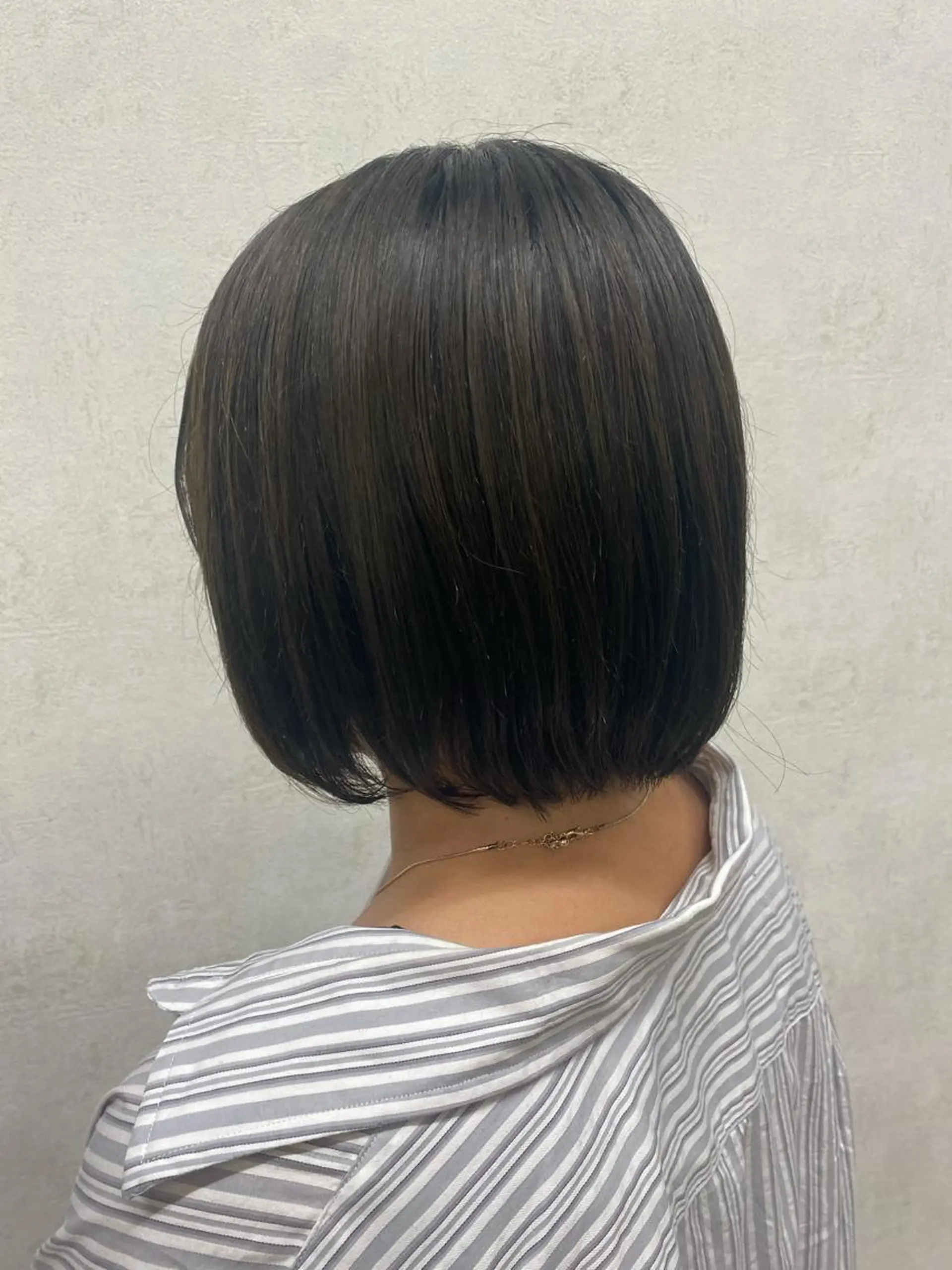 ショート カラー Misaki ║ツヤカラーのヘアスタイル