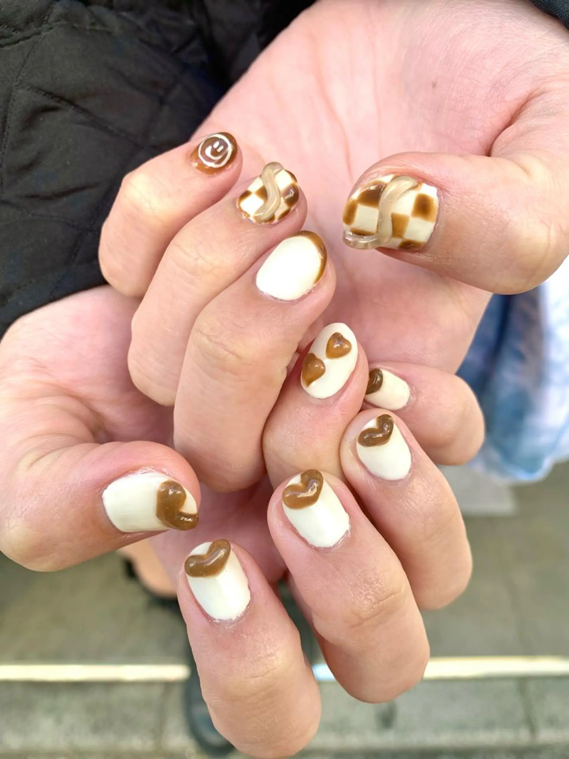 ネイル ラメ(グリッター) ぷっくりネイル ハンドネイル Kureha/ネイル トレンドヘアのヘアスタイル