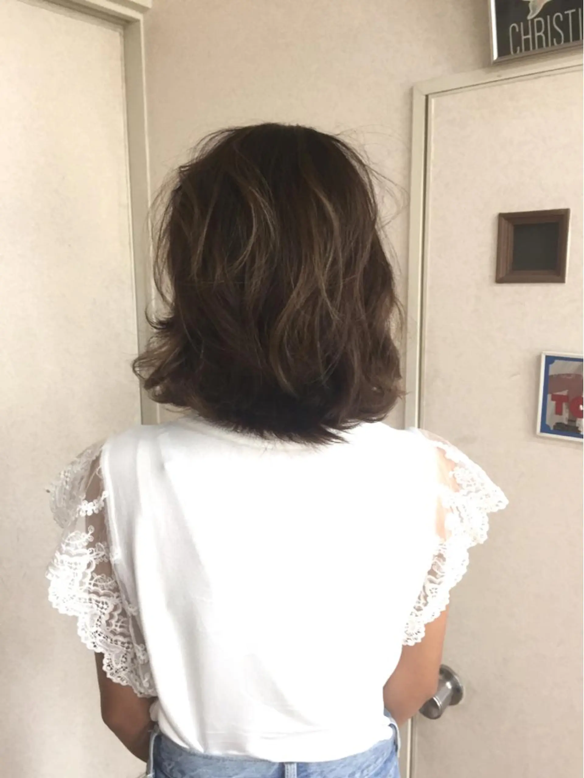 ミディアム カラー パーマ アッシュ アッシュグレー アッシュグレージュ 透明感カラー グレージュ カット ヘアカラー BOB所属・三輪 太一のヘアスタイル