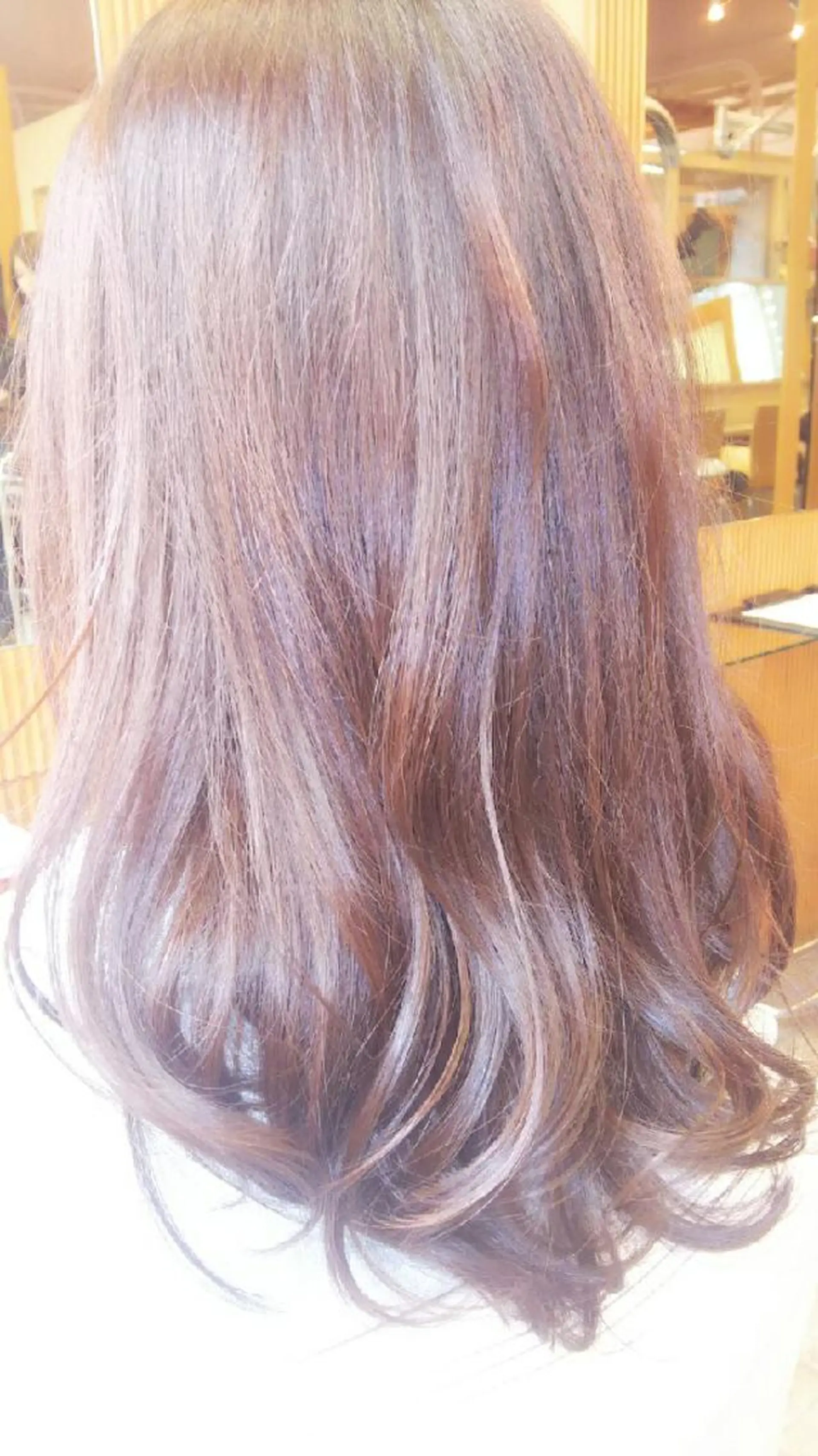 セミロング カラー アッシュ ピンクカラー ピンクアッシュ レイヤーカット トリートメント 脇田 雄大のヘアスタイル