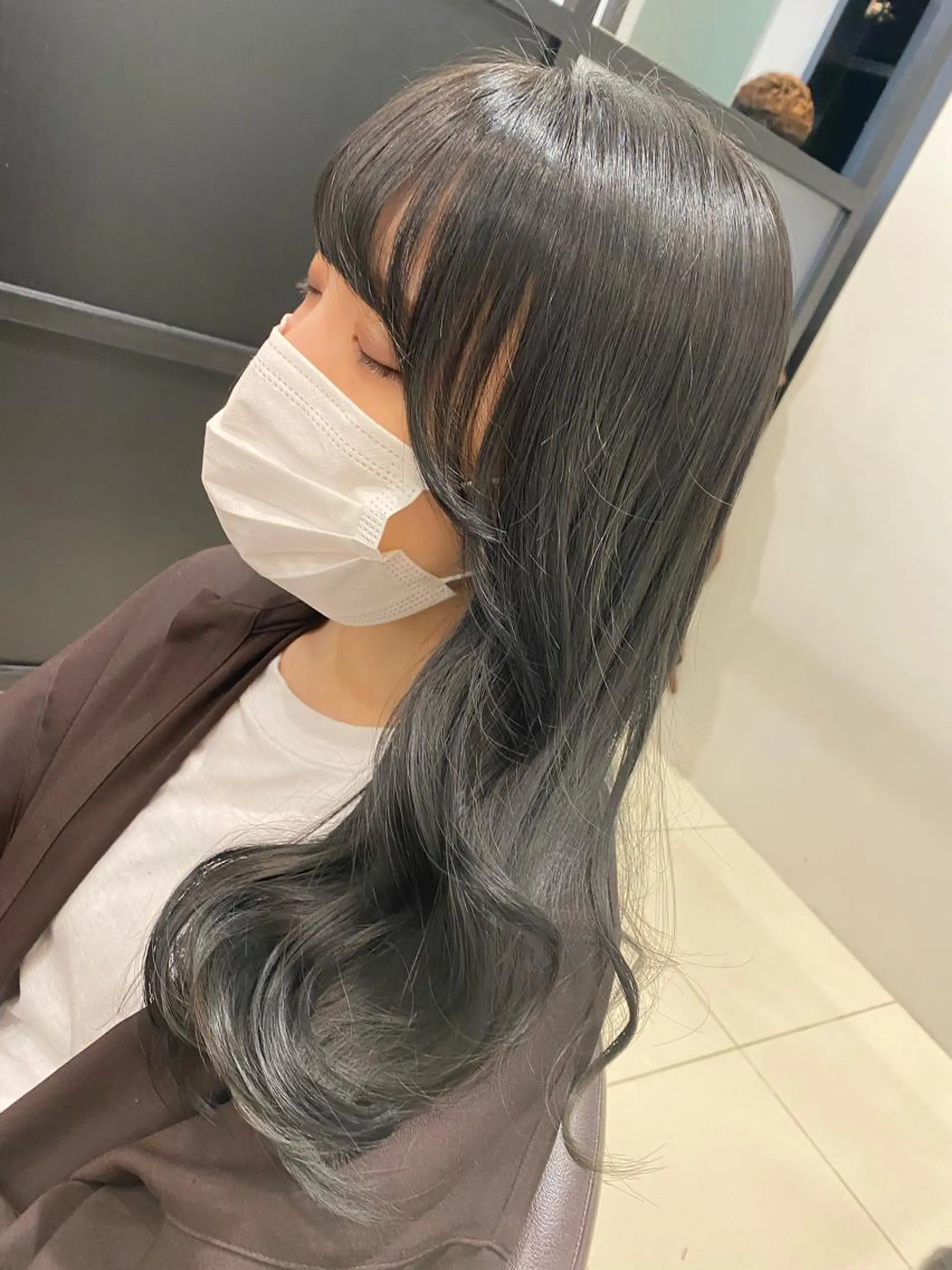 セミロング ヤマグチ ナツキのヘアスタイル
