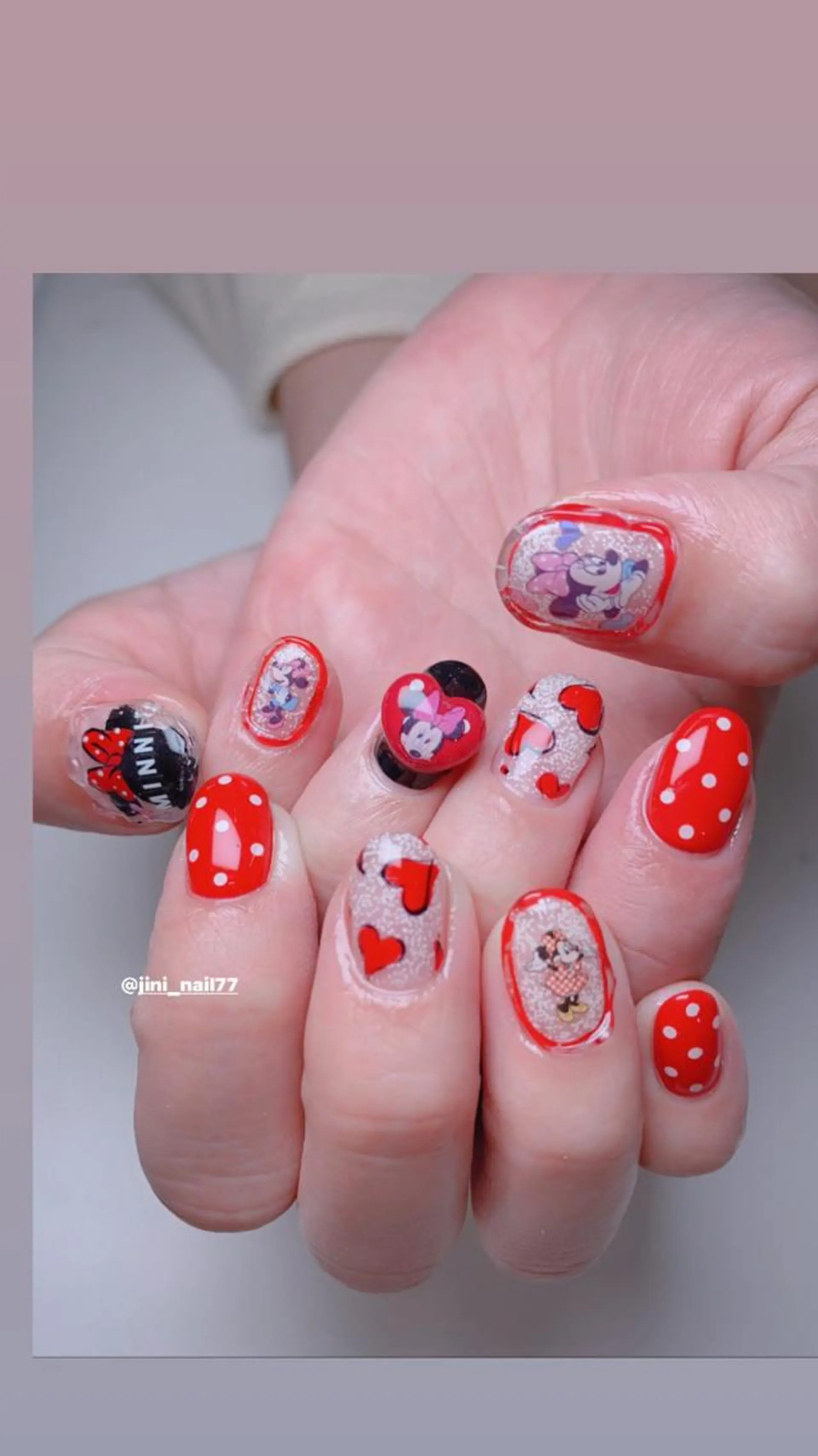 ネイル JINI NAIL所属・ジニ ネイルのネイルデザイン