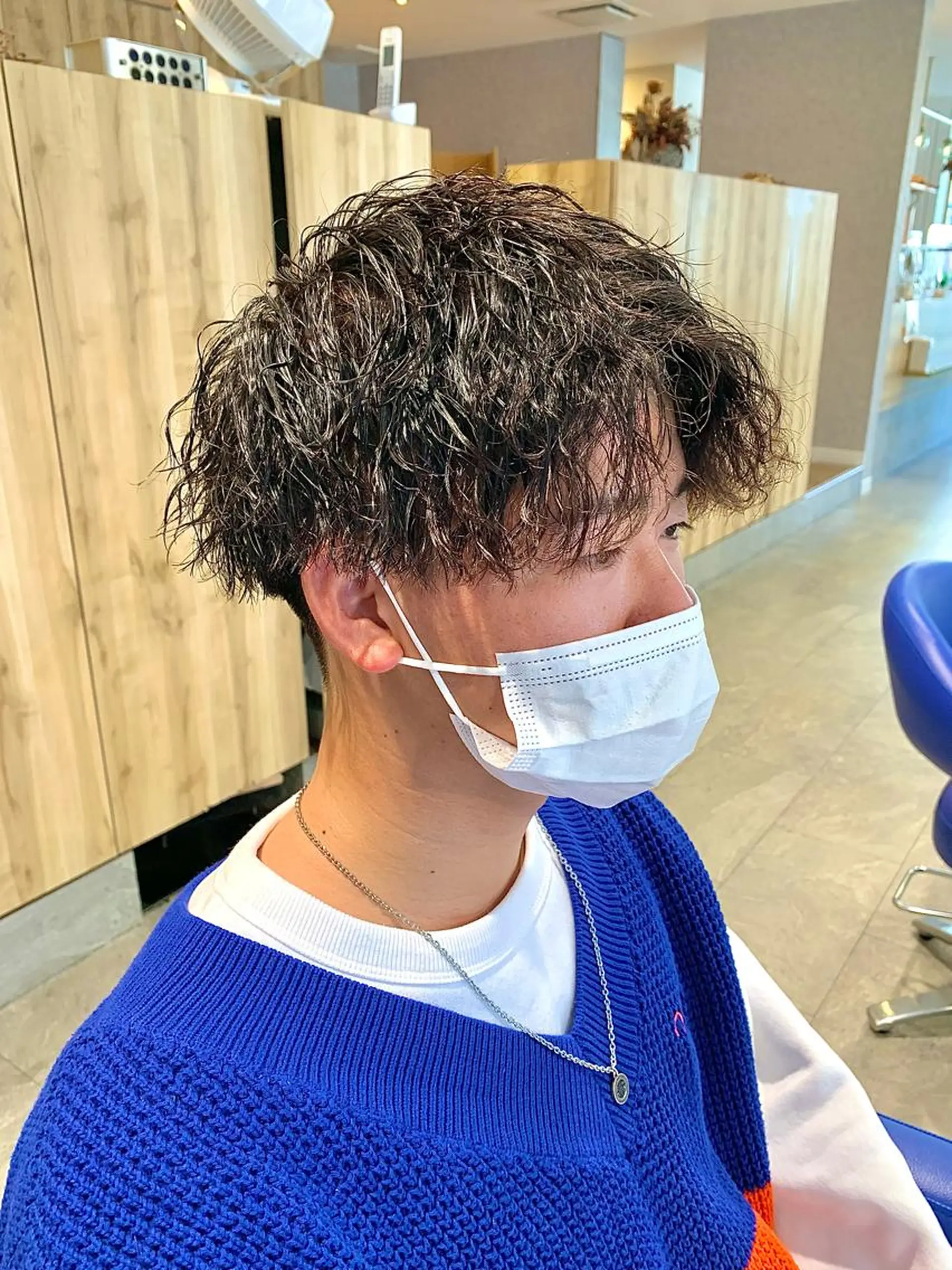ショート パーマ メンズ メンズブリーチ メンズパーマ メンズツイストパーマ ツイストスパイラルパーマ 波巻きパーマ men’s salon NOA solte. 【メンズサロン ノアソルテ】所属・メンズパーマ職人 加藤 弘貴のヘアスタイル