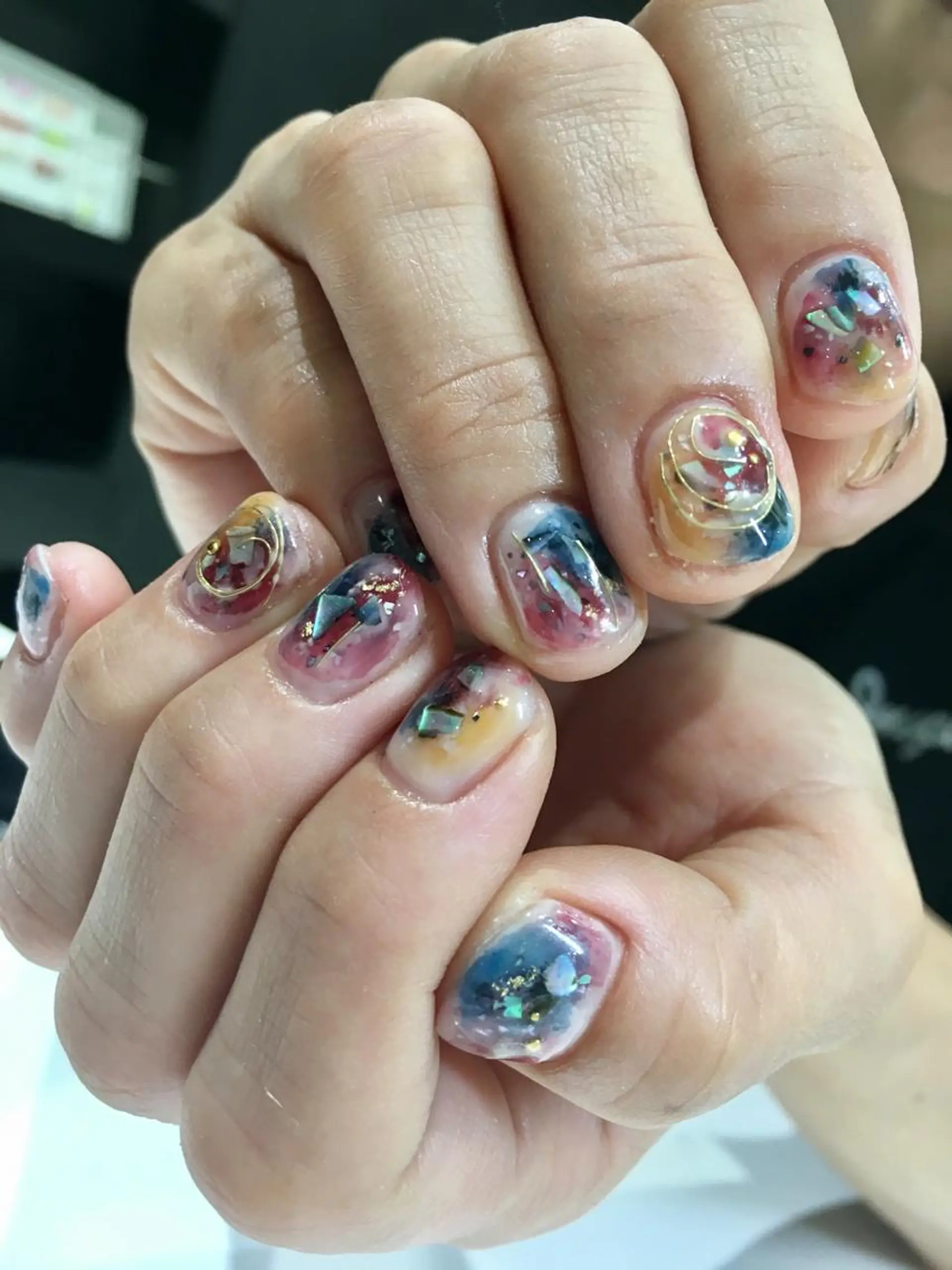 ネイル ニュアンスネイル 黄色 佐藤 まりえのネイルデザイン