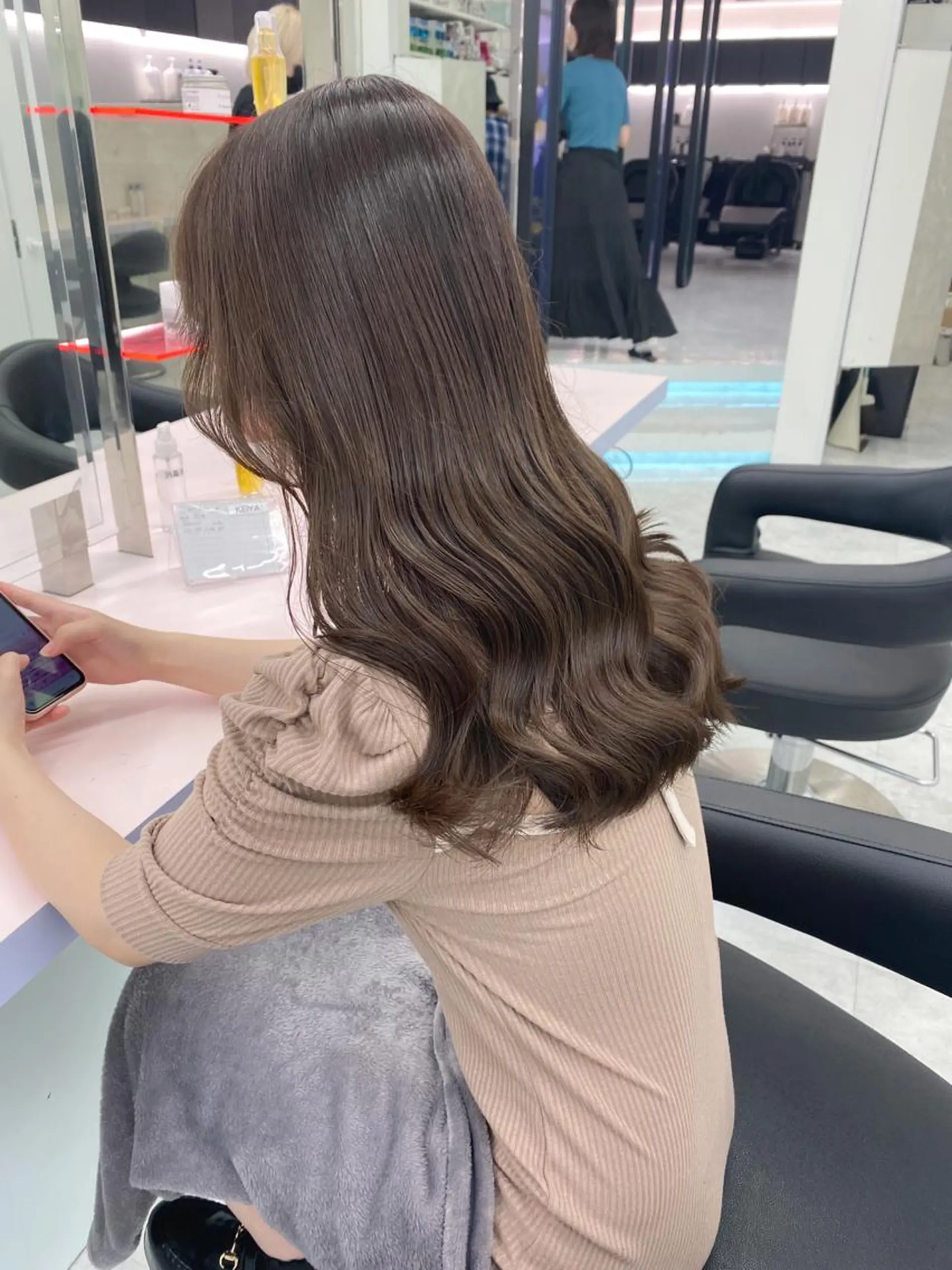 ロング カラー 💕コテ巻き風パーマ 💕KEIYA 💕のヘアスタイル