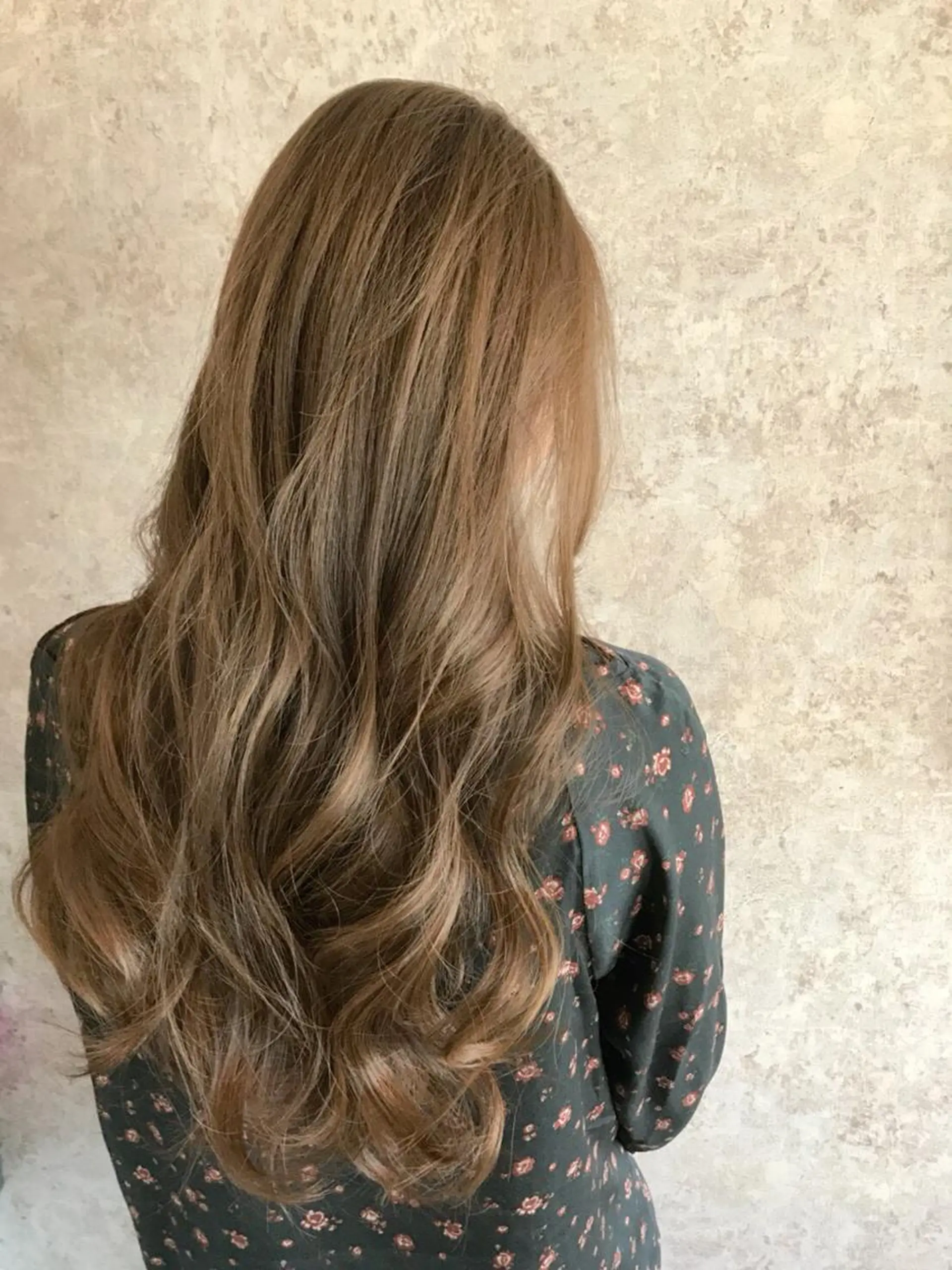 ミディアム カラー パーマ nubes所属・🌟高田 聖菜🌟のヘアスタイル