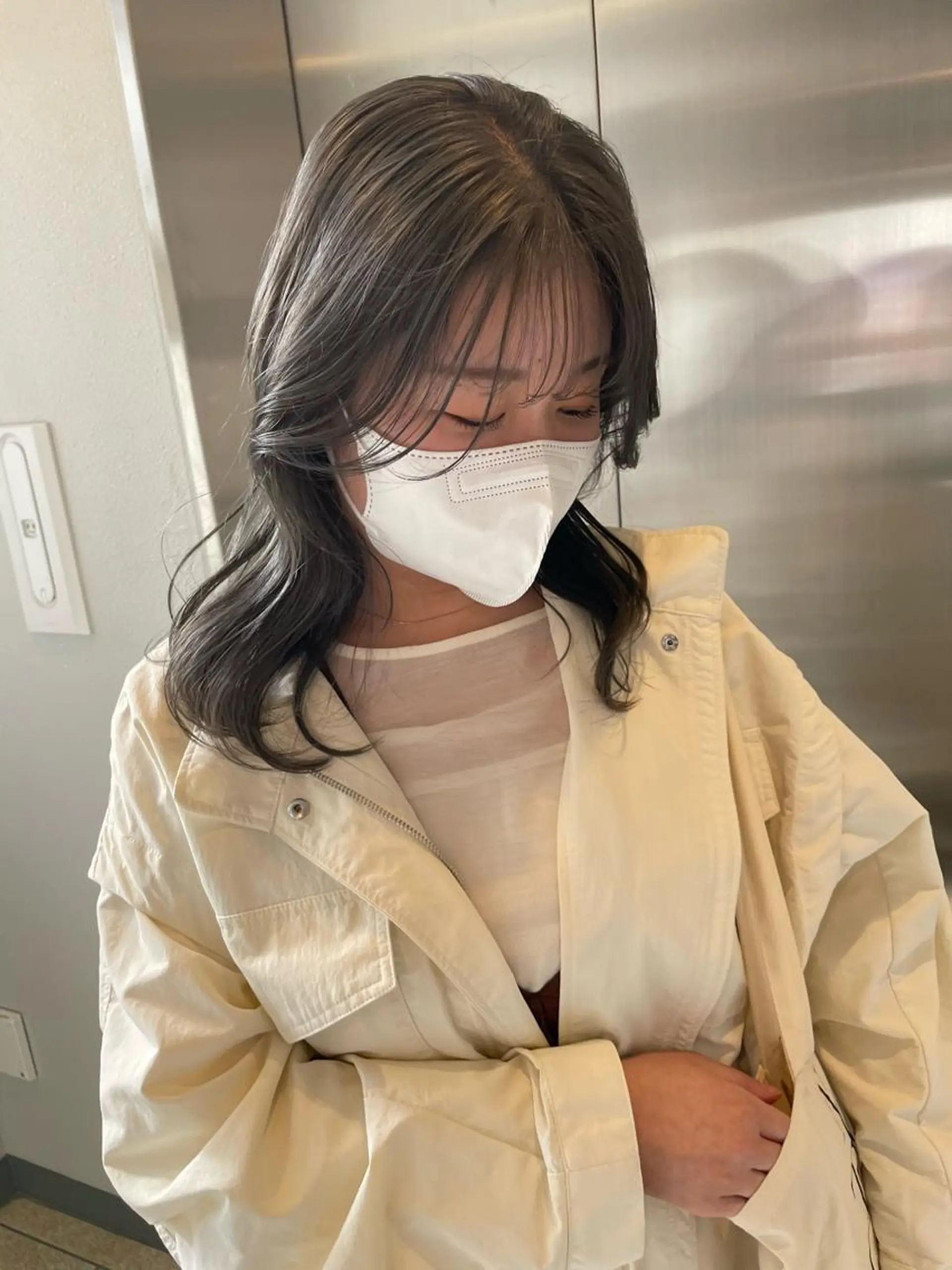 ミディアム くびれヘア レイヤー/ブリーチ ♥️【木坂 桃歌】のヘアスタイル