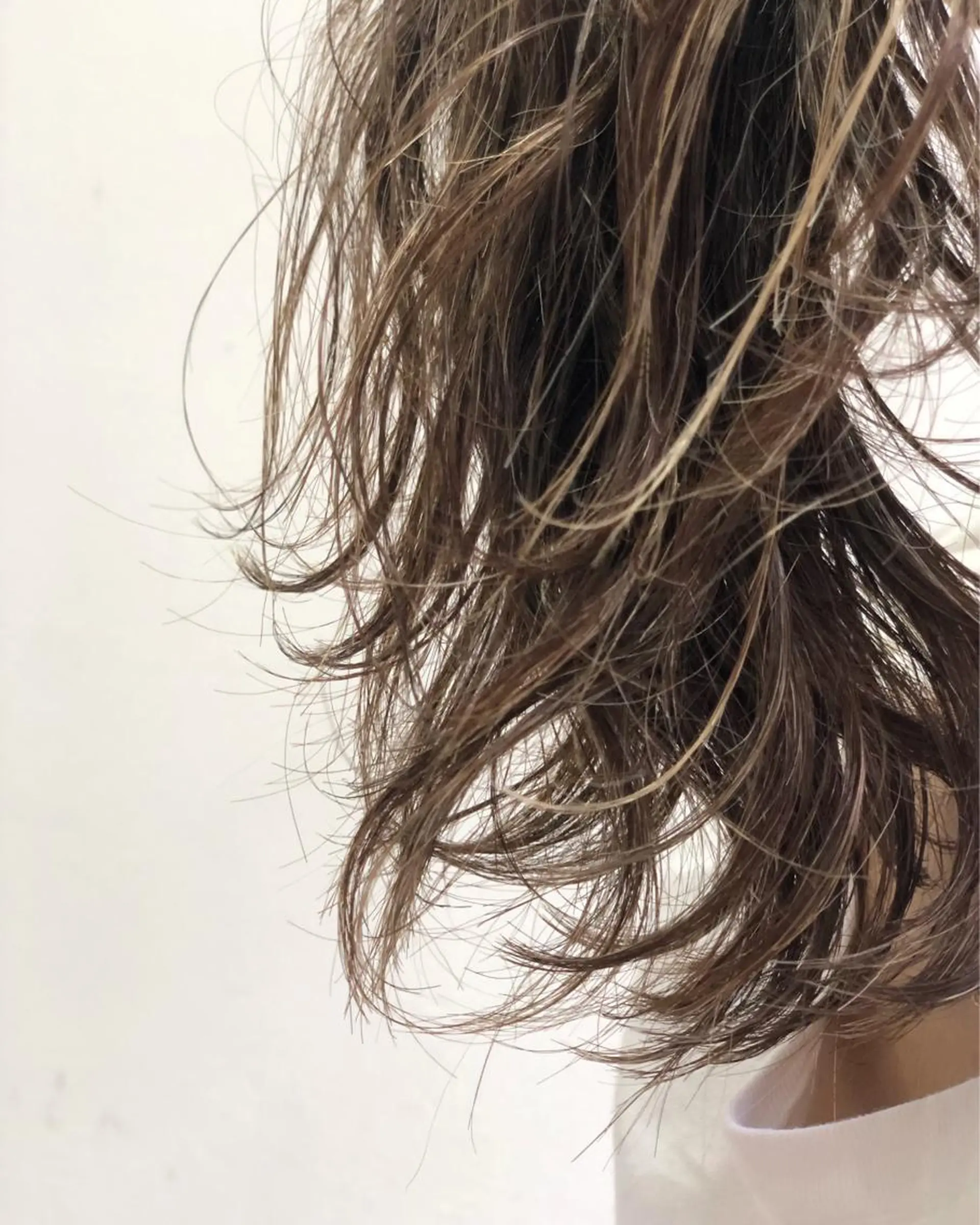 ロング カラー グレージュ ハイライトカラー ハイライト ヘアカラー トリートメント Tao所属・藤川 大智のヘアスタイル