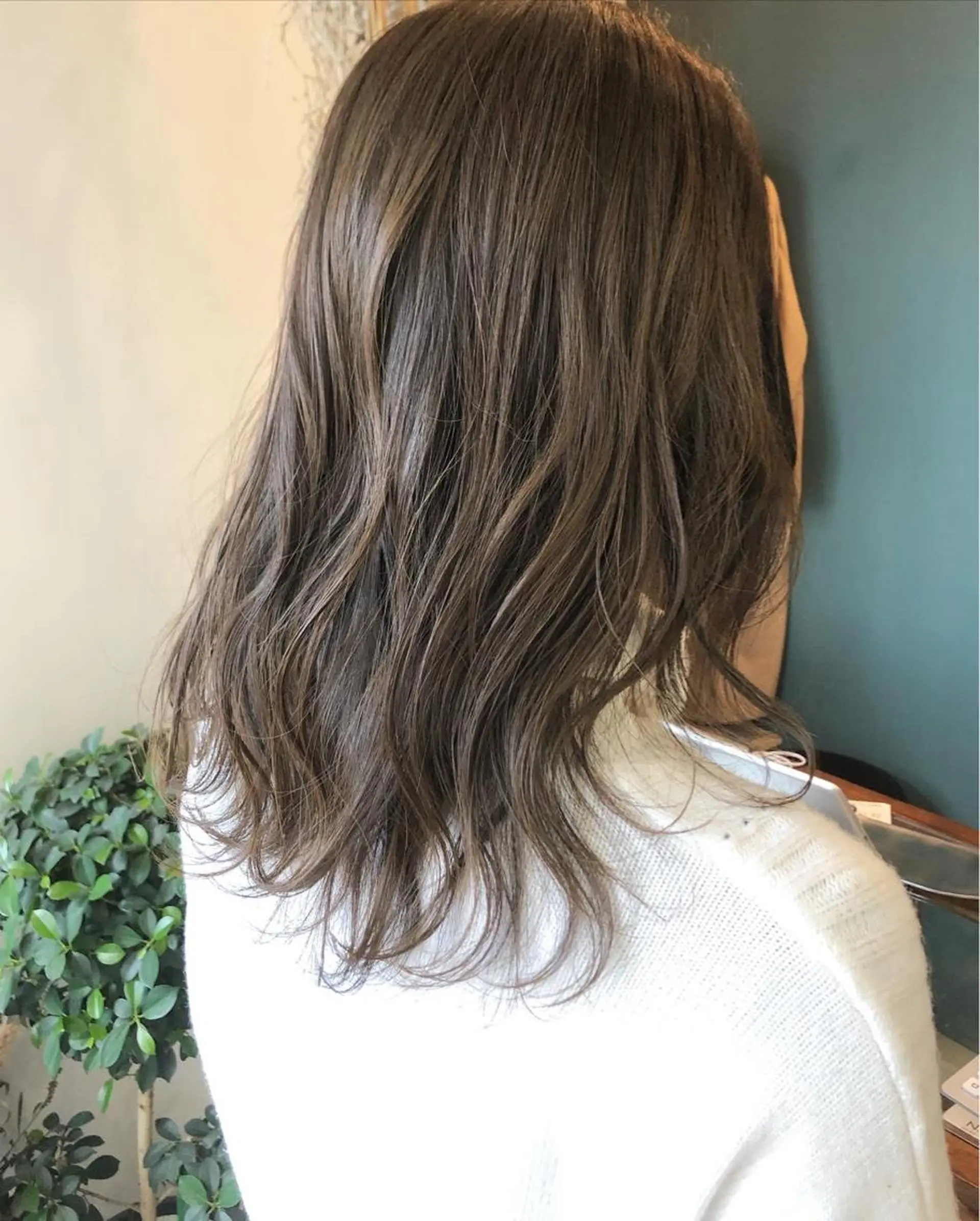 ミディアム カラー パーマ 髪質改善 縮毛矯正 トリートメント OVER→三軒茶屋 /縮毛矯正・髪質改善のヘアスタイル