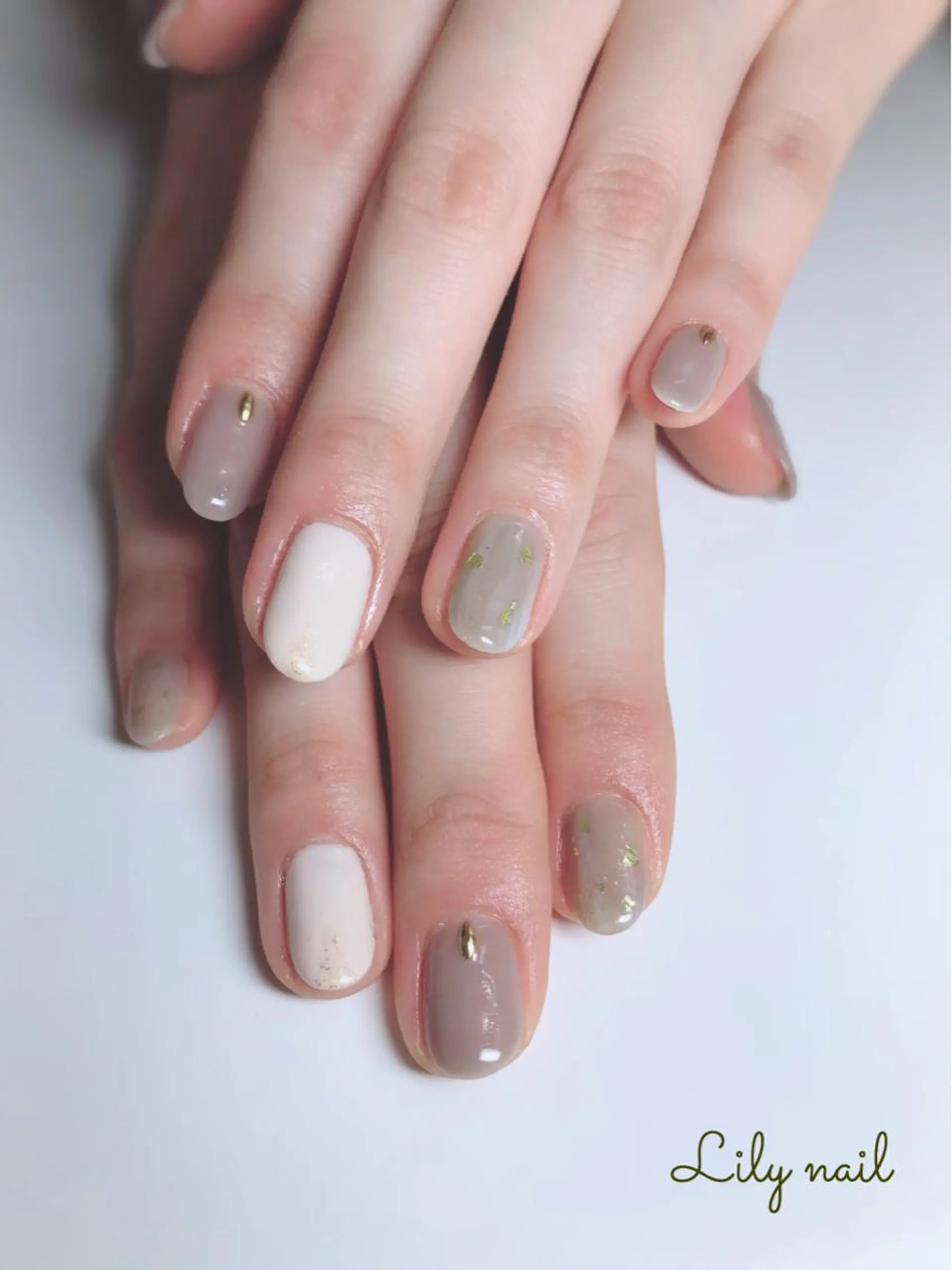 ネイル べっ甲ネイル ブルー ボルドー グラデーション ニュアンスネイル tink 横浜店所属・Tink 横浜のネイルデザイン