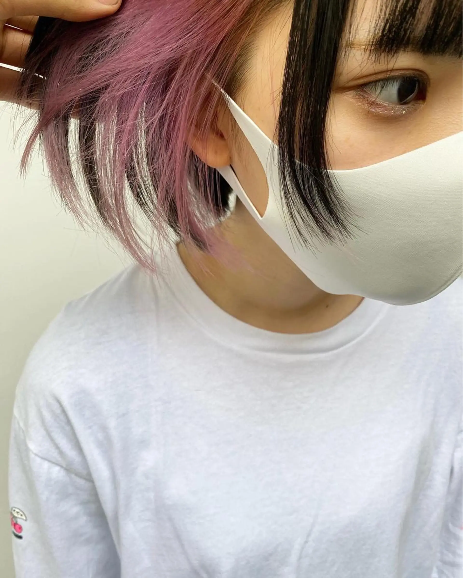 ショート カラー ブリーチ ピンクカラー ホワイトピンク ヘアカラー トリートメント ヘッドスパ tonari 梅田、中崎町のヘアスタイル