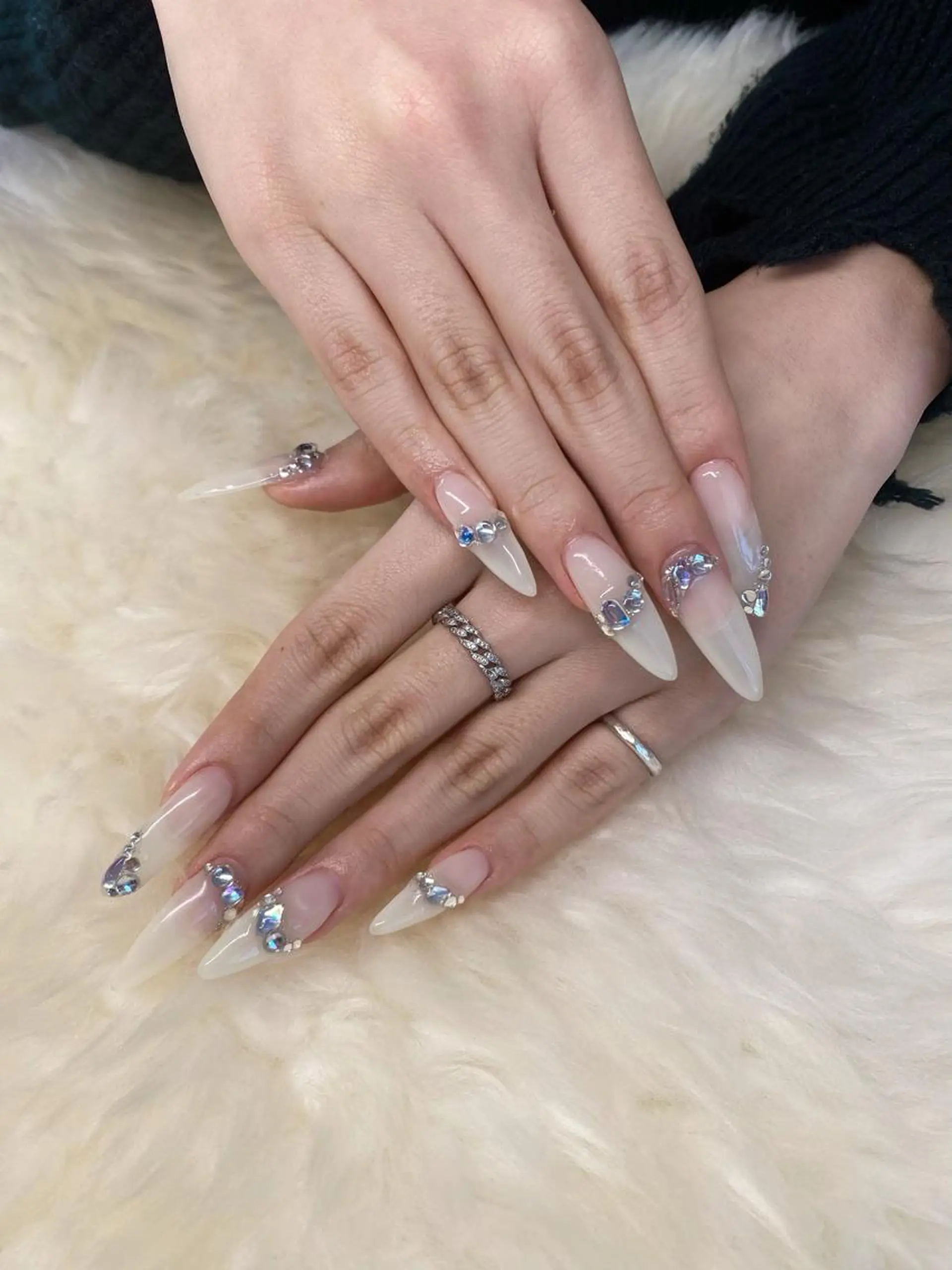ロング ロング ハンドネイル ハンドケア 💜MIYA nail川崎店のネイルデザイン