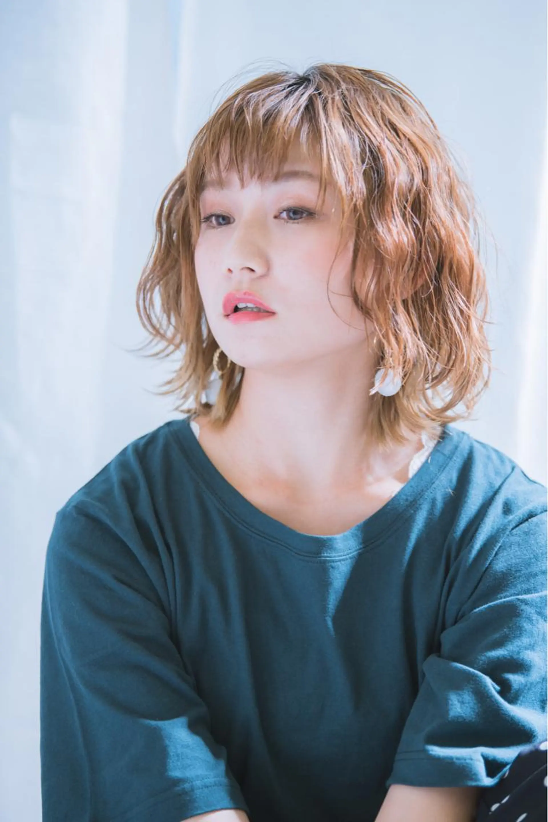 ミディアム 星 沙織のヘアスタイル