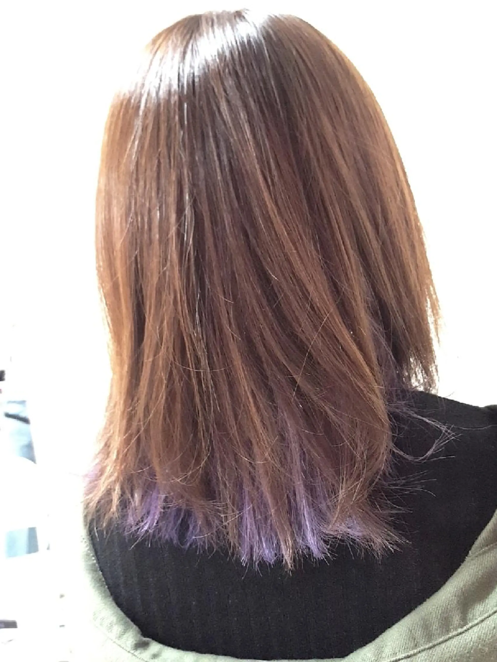 カラー セミロング インナーカラー パープルカラー 菊地 美憂のヘアスタイル