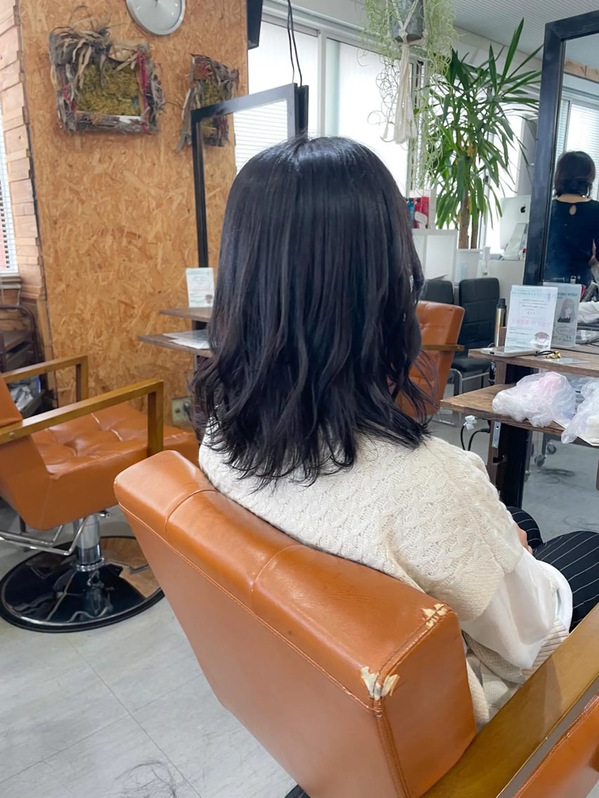 ミディアム カラー カット ヘアカラー トリートメント かんばら りょーいのヘアスタイル