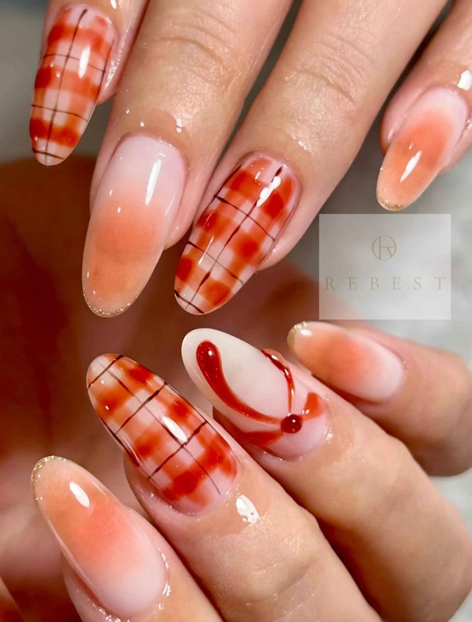 ネイル ハンドネイル ❤️💛🩵京橋 痛ネイル⭐️3Dのネイルデザイン