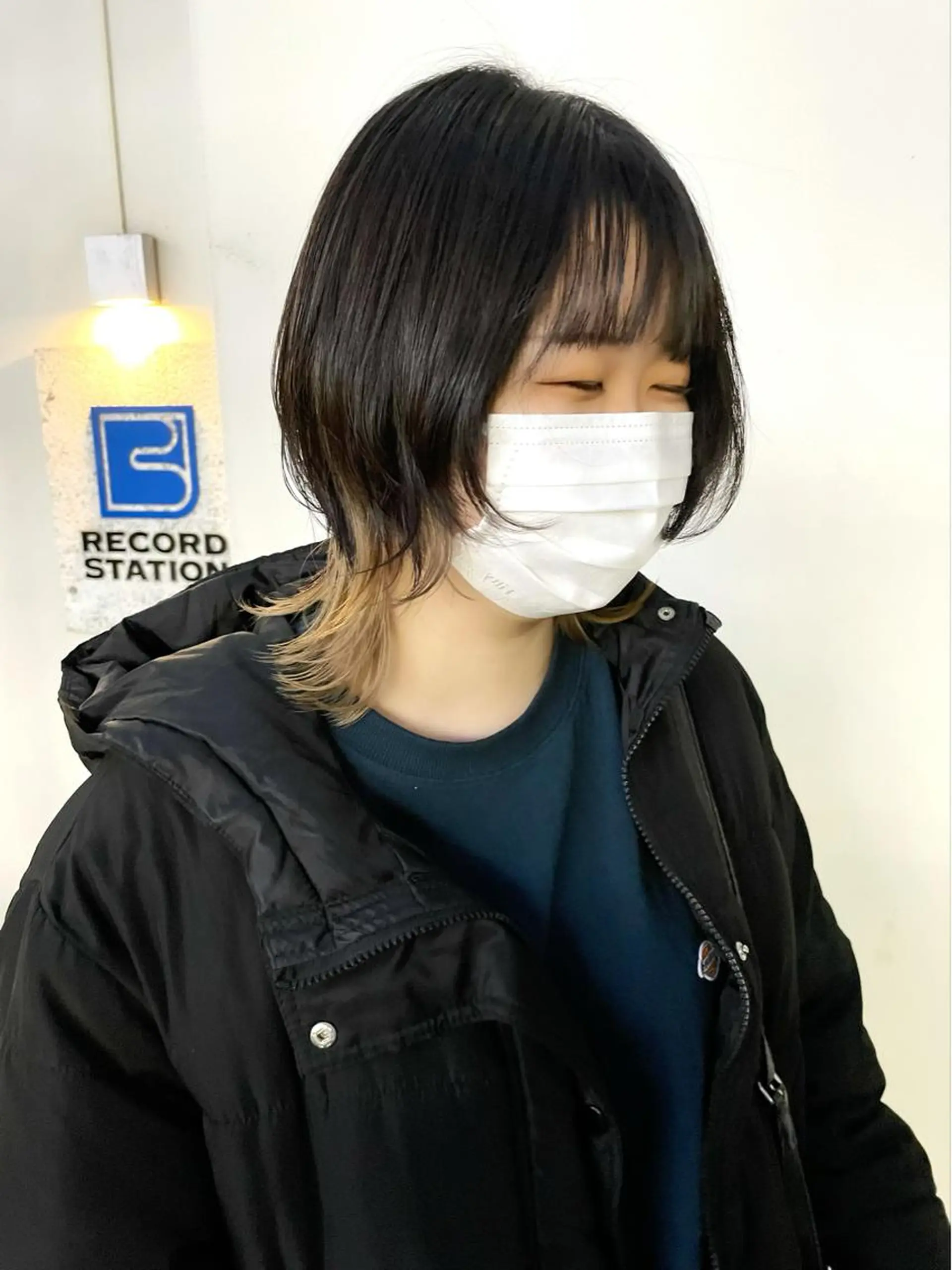 ミディアム カラー ヘアアレンジ ベージュカラー ホワイトベージュ ウルフカット カット ヘアカラー トリートメント ヘッドスパ ヘアセット 〽️magico/ ウルフDaiki〽️のヘアスタイル