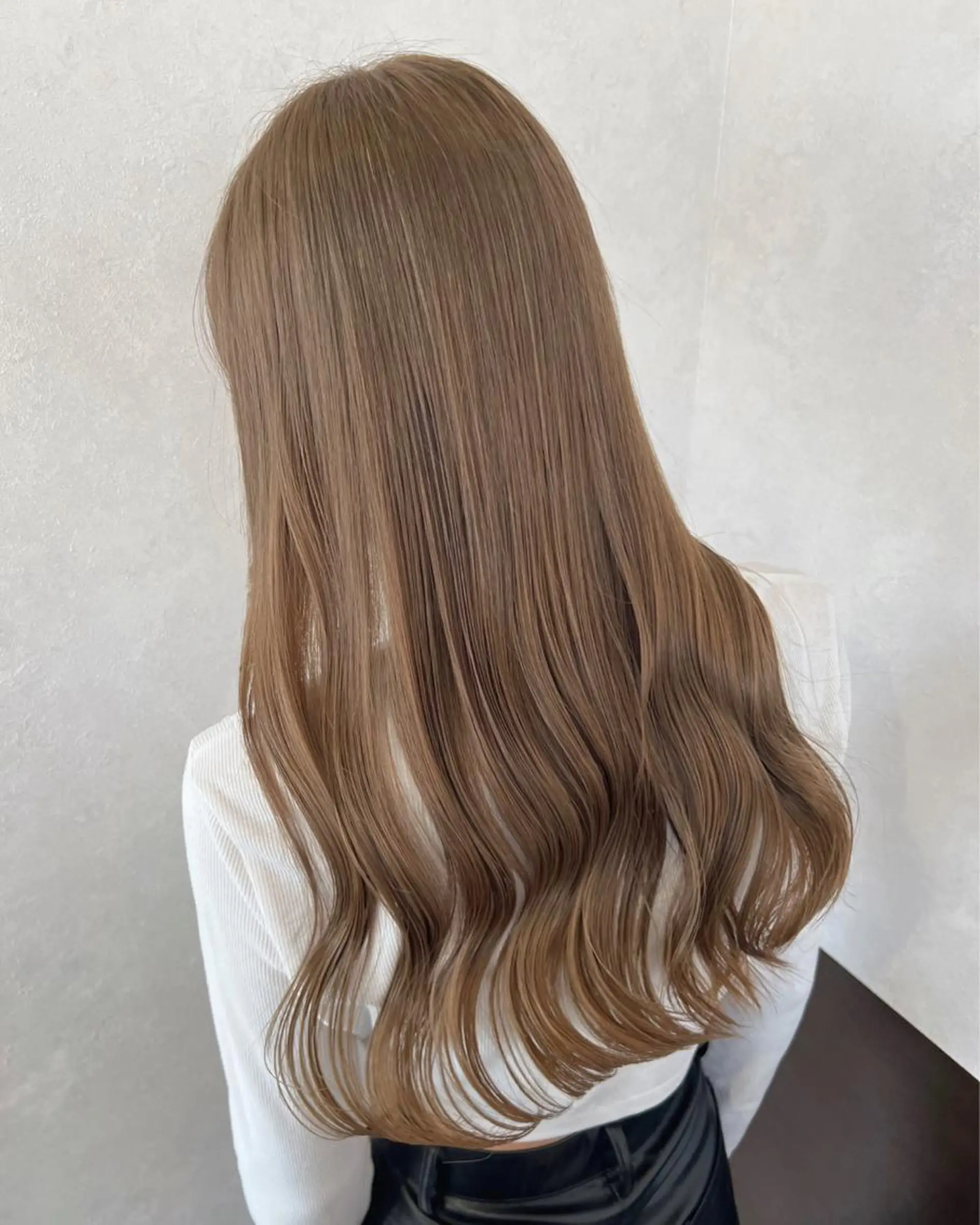 カラー nehus nagaoka所属・🖤複雑履歴ブリーチ Mizuki 🖤のヘアスタイル