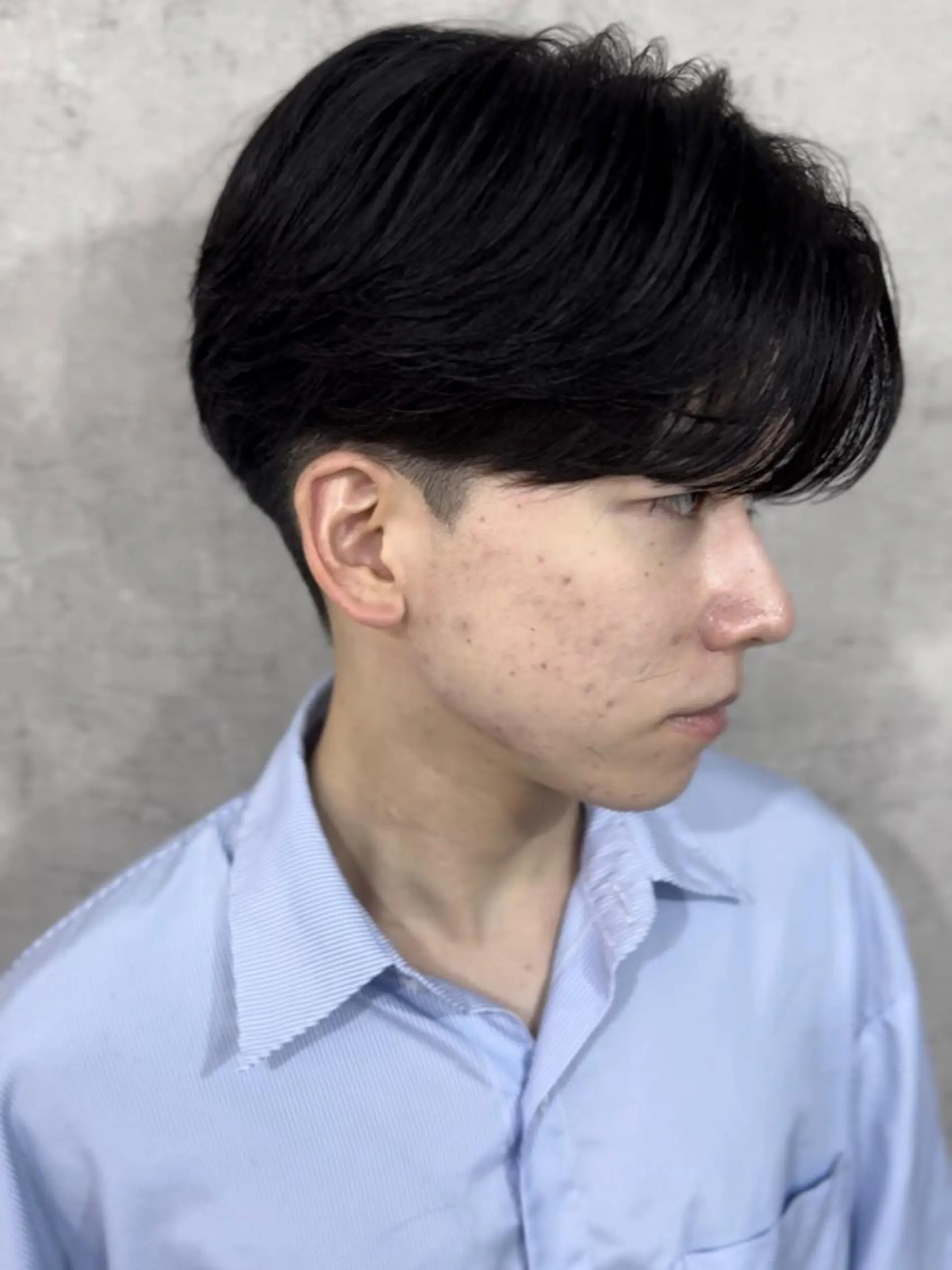 カラー パーマ メンズ センターパート ダウンパーマ カルマパーマ メンズパーマ ニュアンスパーマ カット パーマ トリートメント ヘアセット Men's Eir Kodamaのヘアスタイル