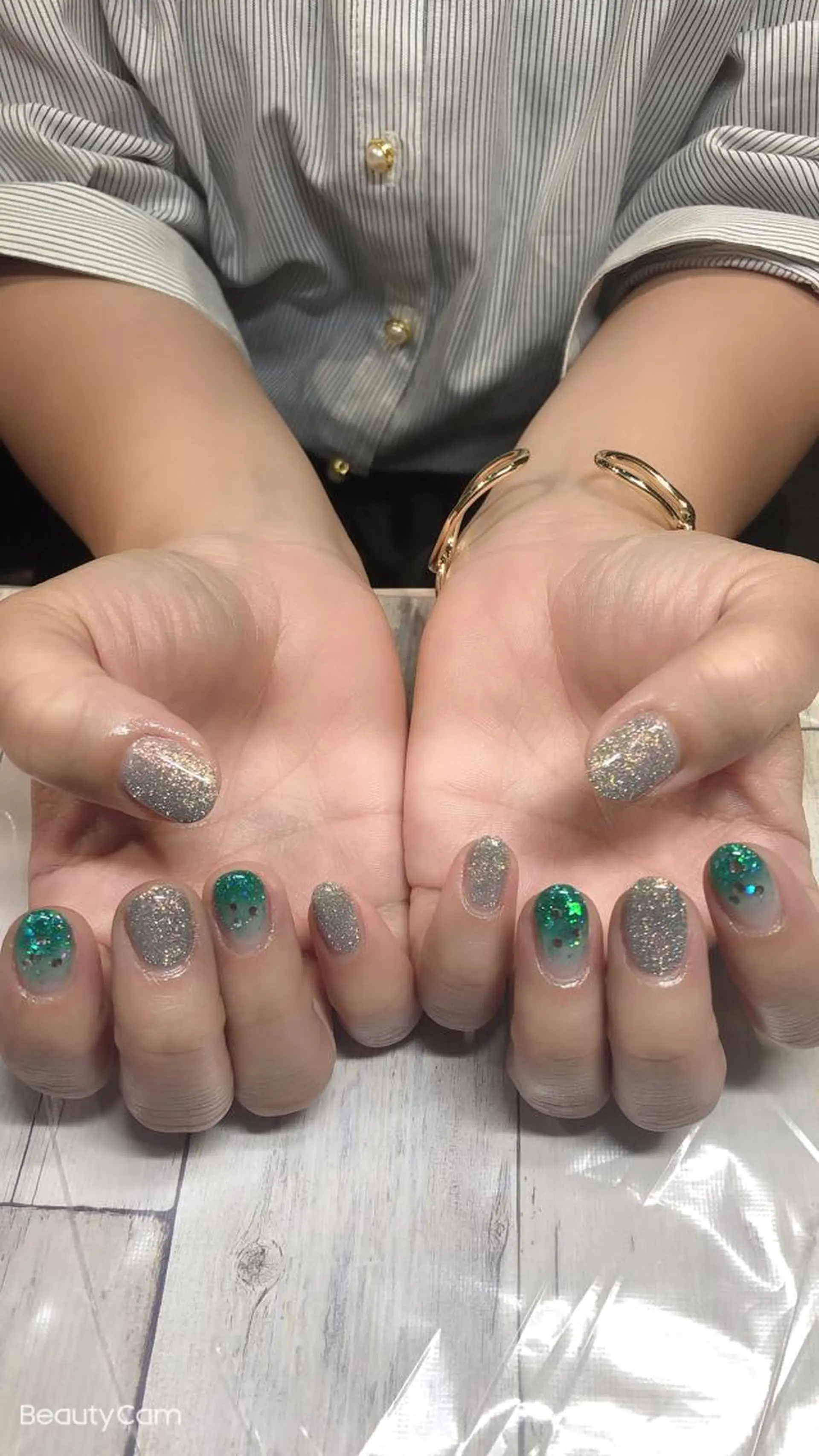 ネイル 💎Guarendo💎錦糸町店所属・✨アン ミユ✨のネイルデザイン