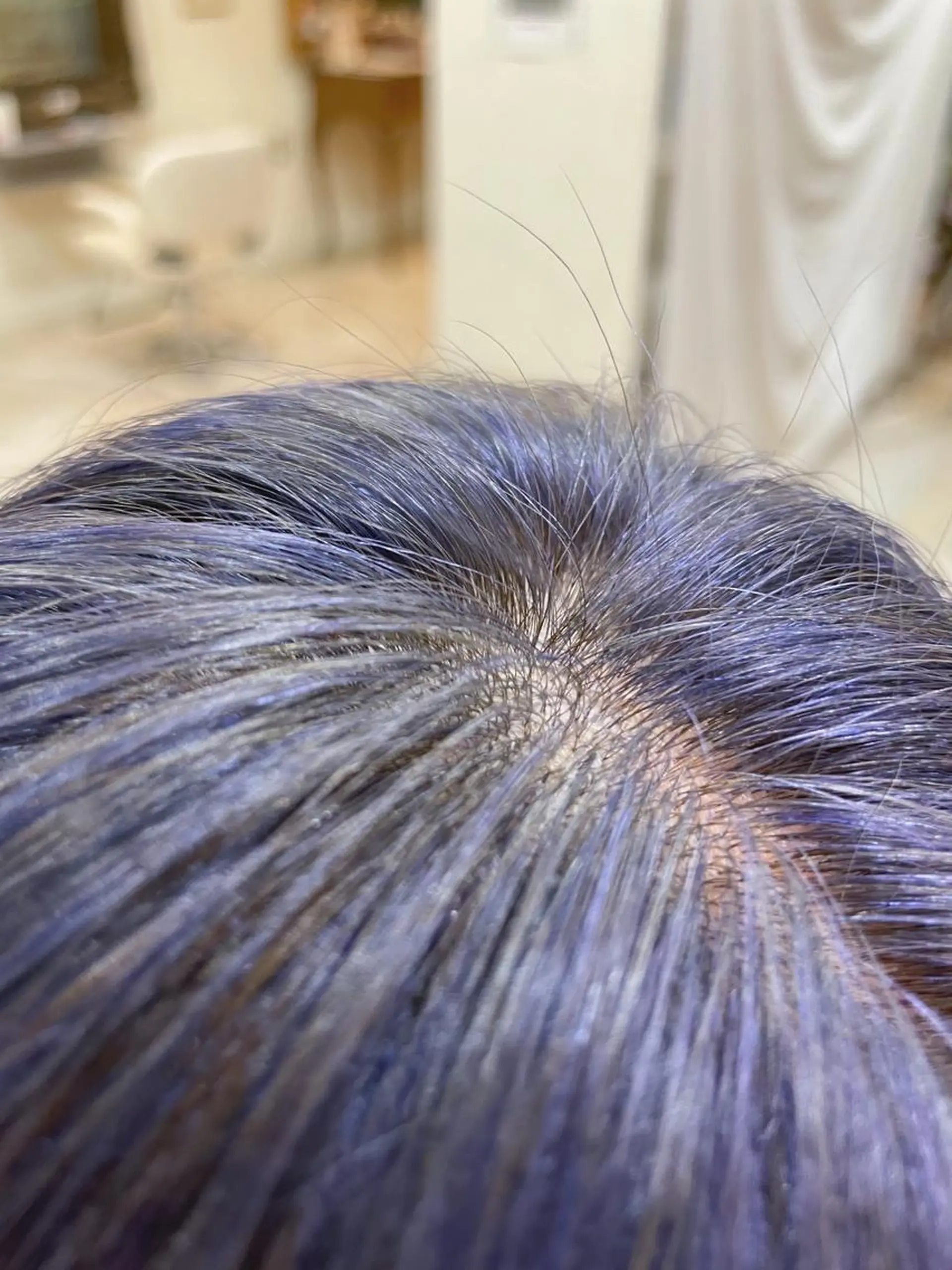 ミディアム カラー Of　HAIR所属・外山 なつ美のネイルデザイン