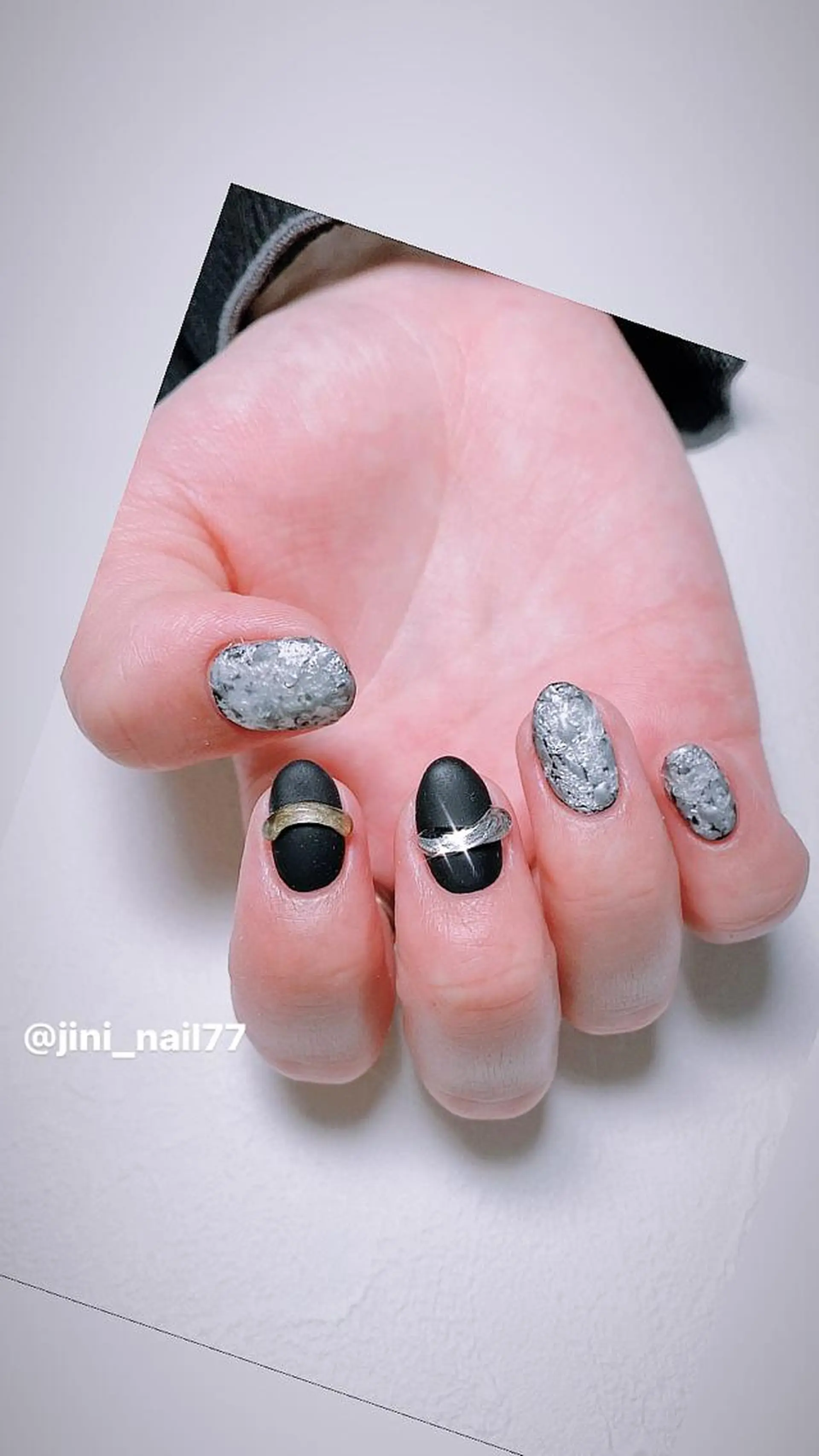 ネイル JINI NAIL所属・ジニ ネイルのネイルデザイン