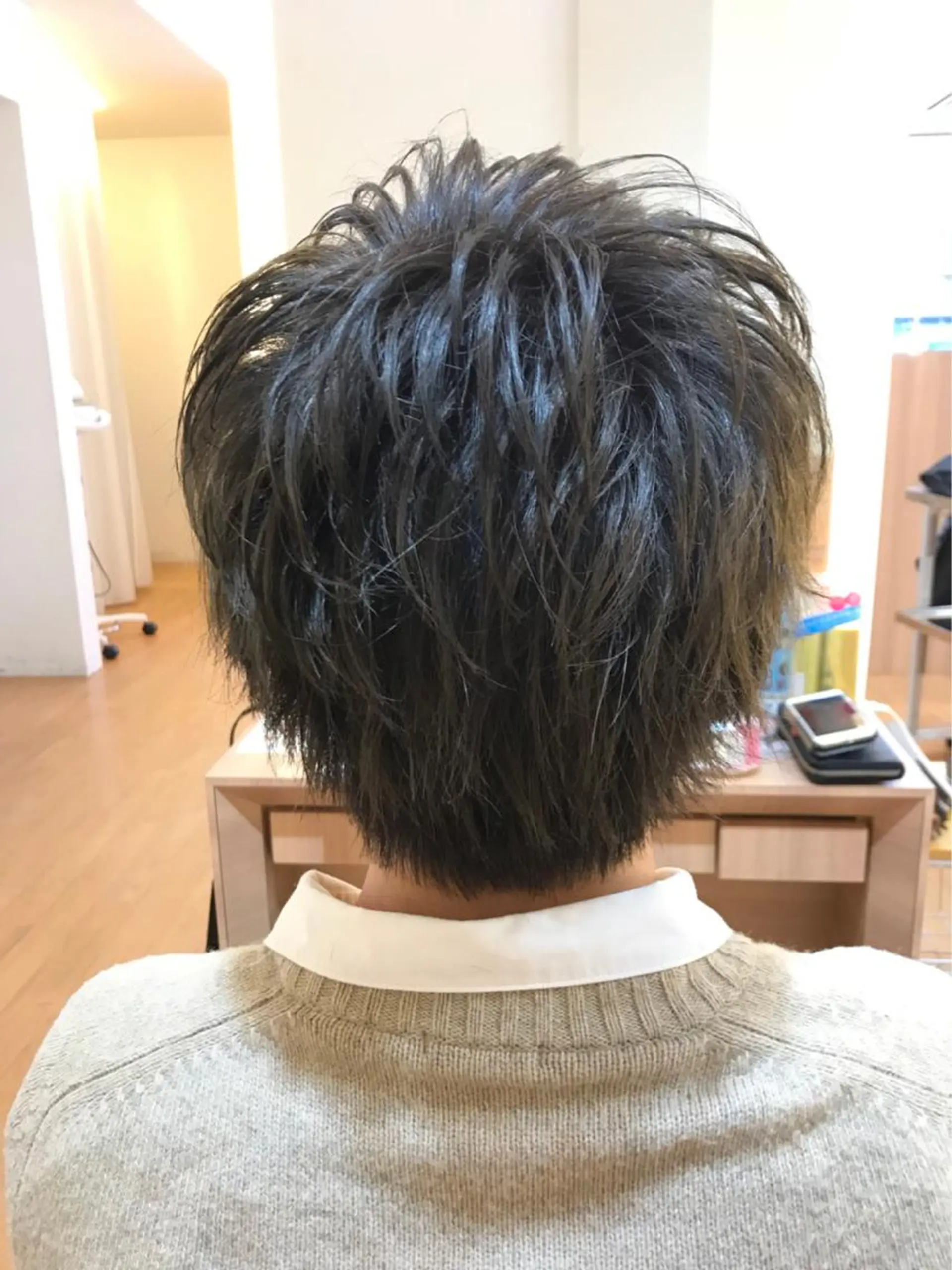 ショート パーマ メンズ メンズカット 三村洸斗のヘアスタイル