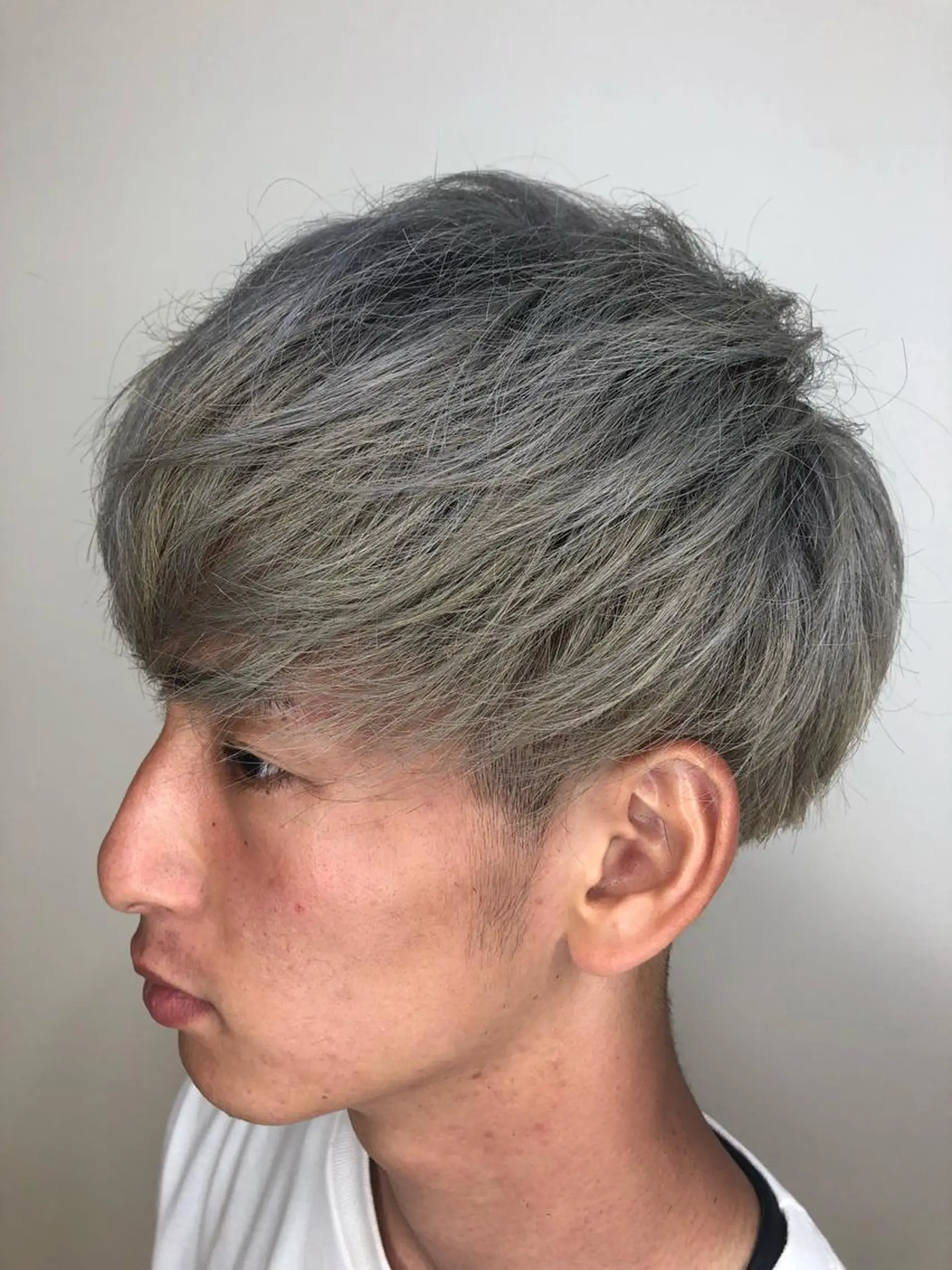 ショート カラー メンズ メンズヘア特化 崎田 成人のヘアスタイル