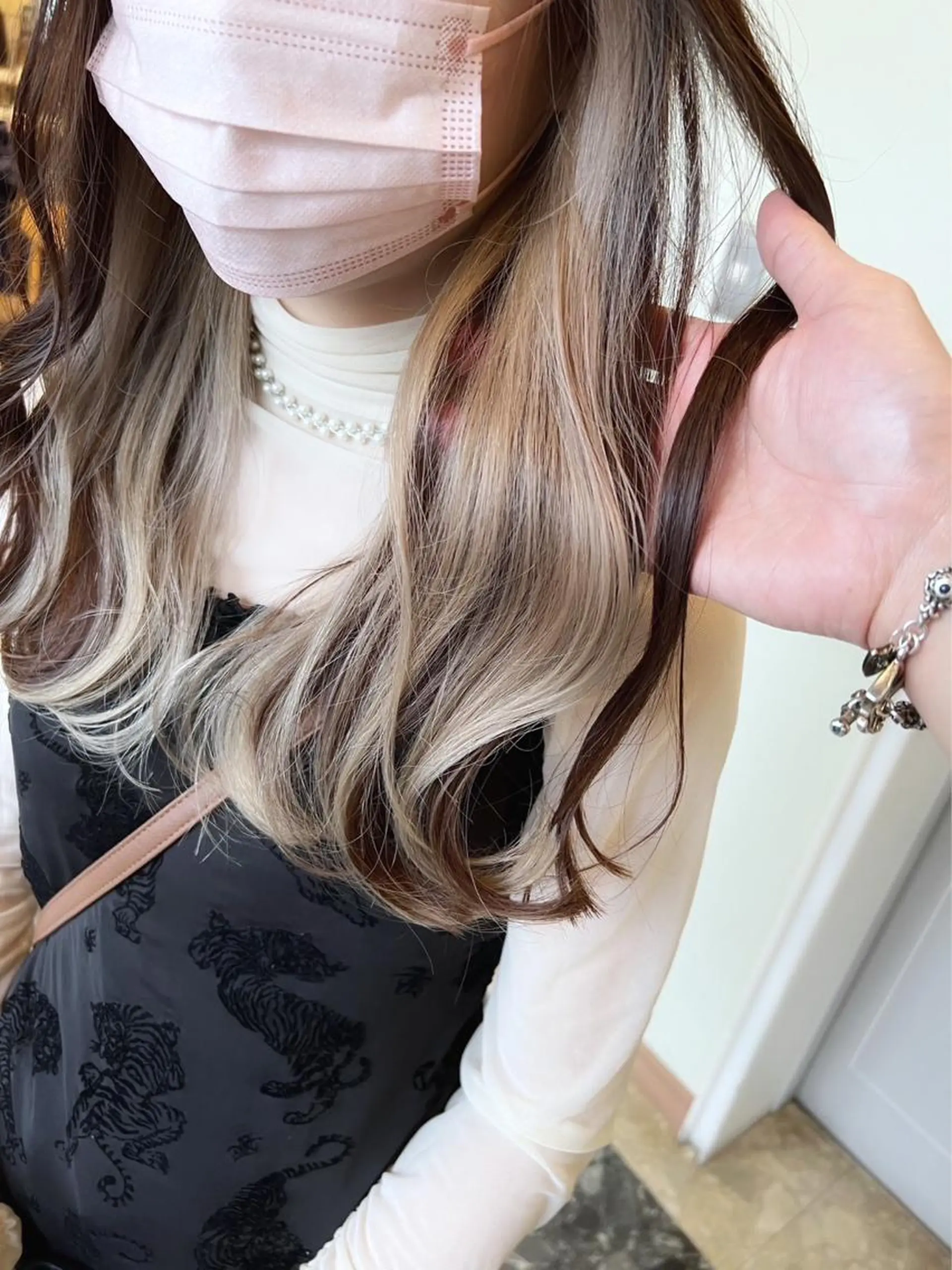 セミロング トリートメント カット ヘアカラー トリートメント newi ＋uta＊ りさのヘアスタイル