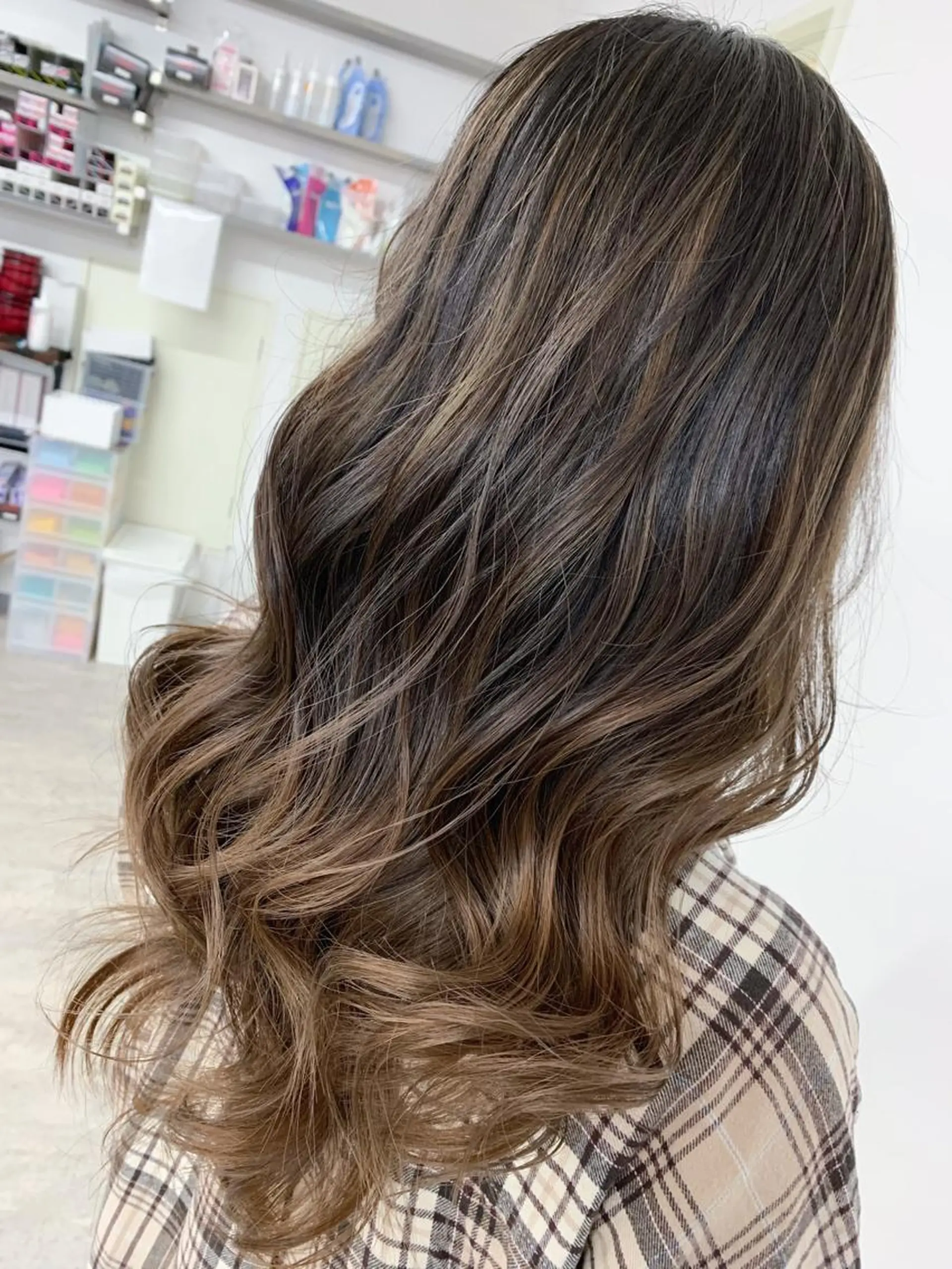 ロング ヘアカラー トリートメント 🥇近藤 恭輔🥇 Recharme新保のヘアスタイル