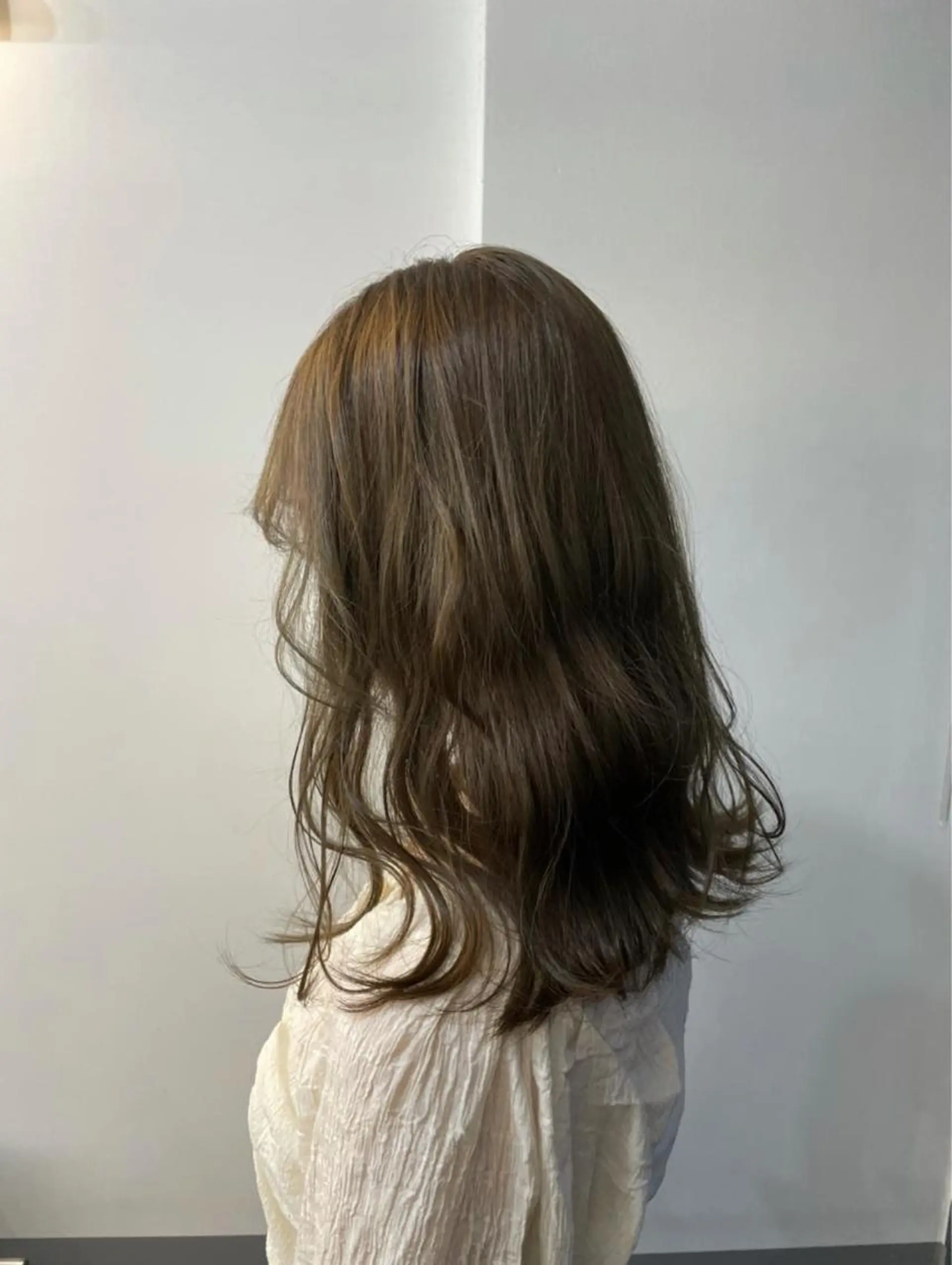 セミロング カラー イトウ アキノリのヘアスタイル