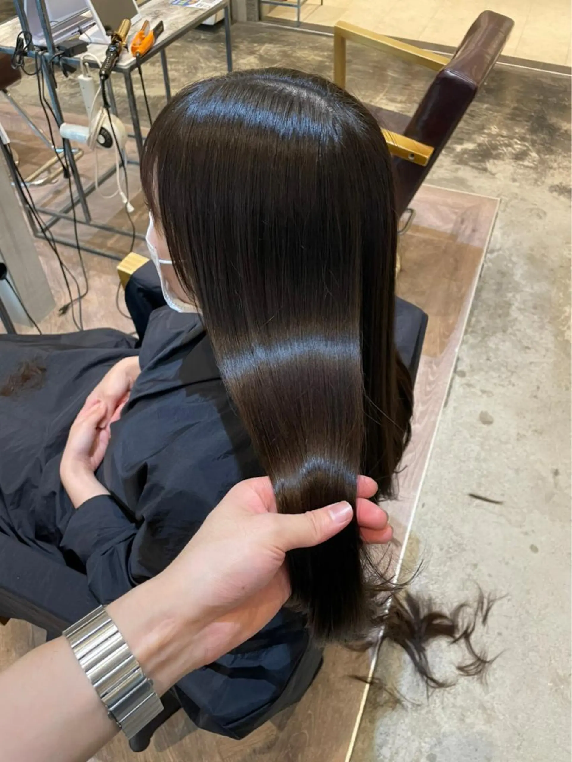 セミロング 髪質改善、縮毛矯正 酸性縮毛矯正のヘアスタイル