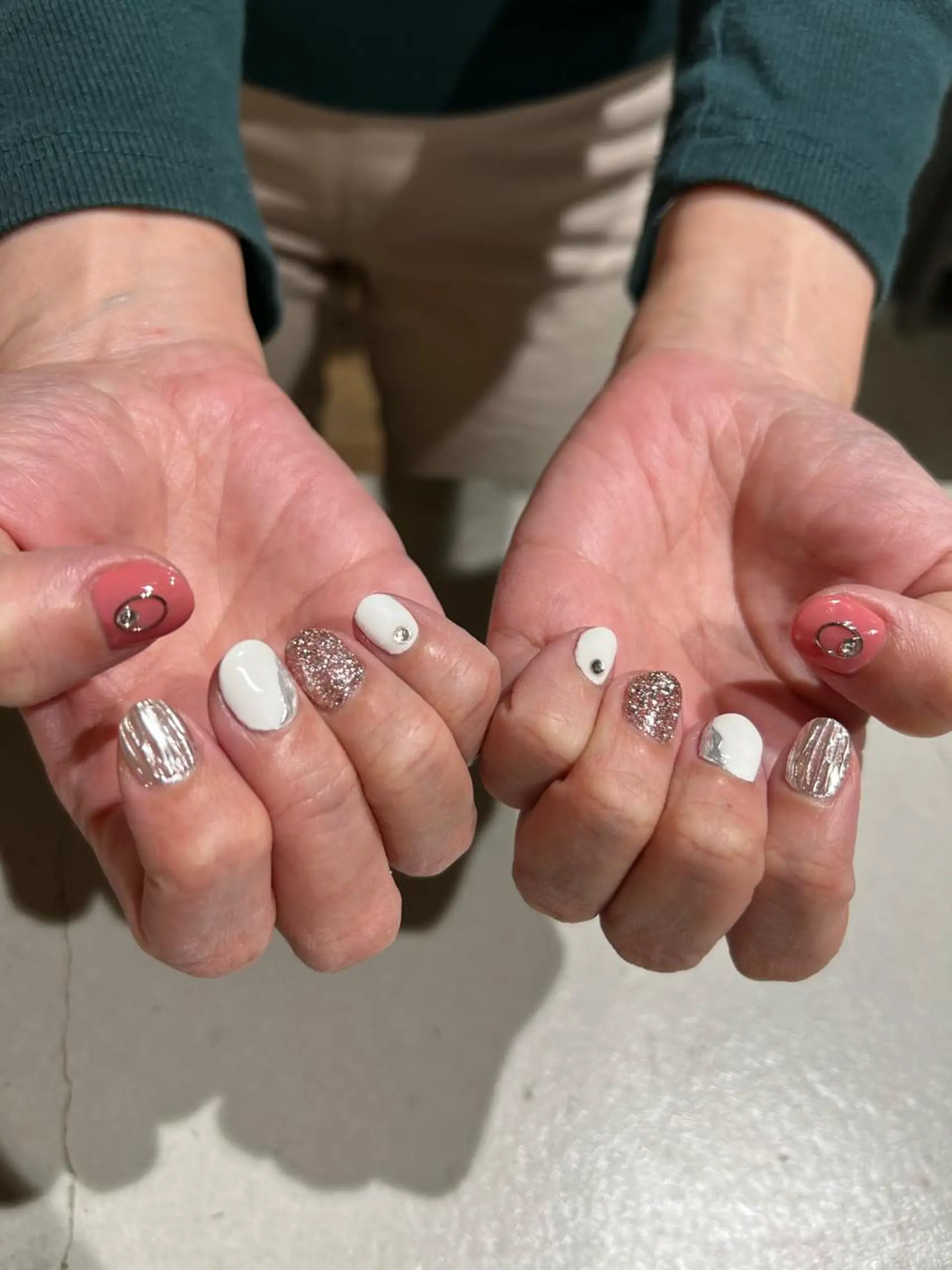 ネイル ハンドネイル zirnail所属・zir  nail 🕊️💗RIOのネイルデザイン