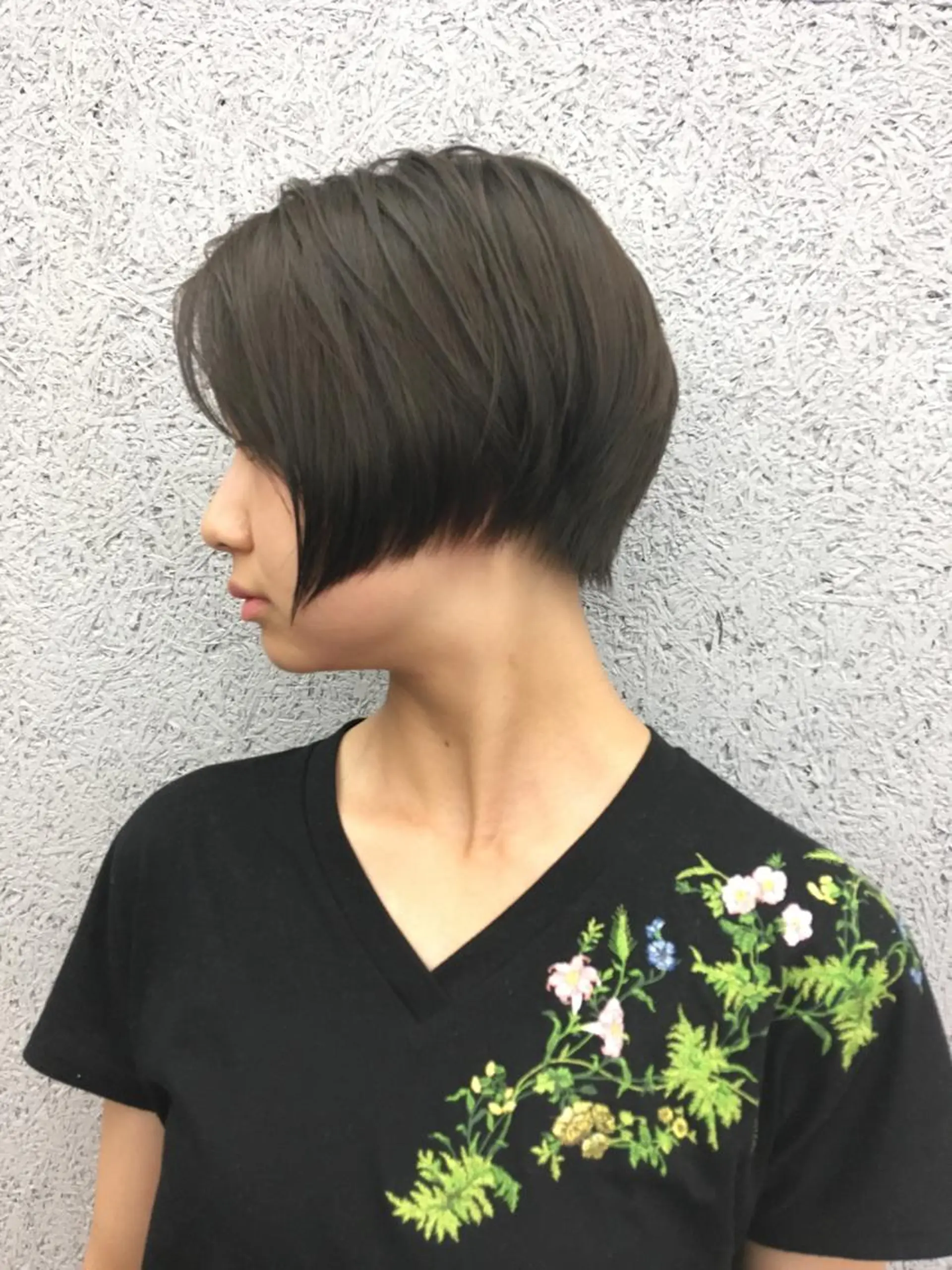 ショート カラー カット ヘアカラー 松岡 俊輔のヘアスタイル