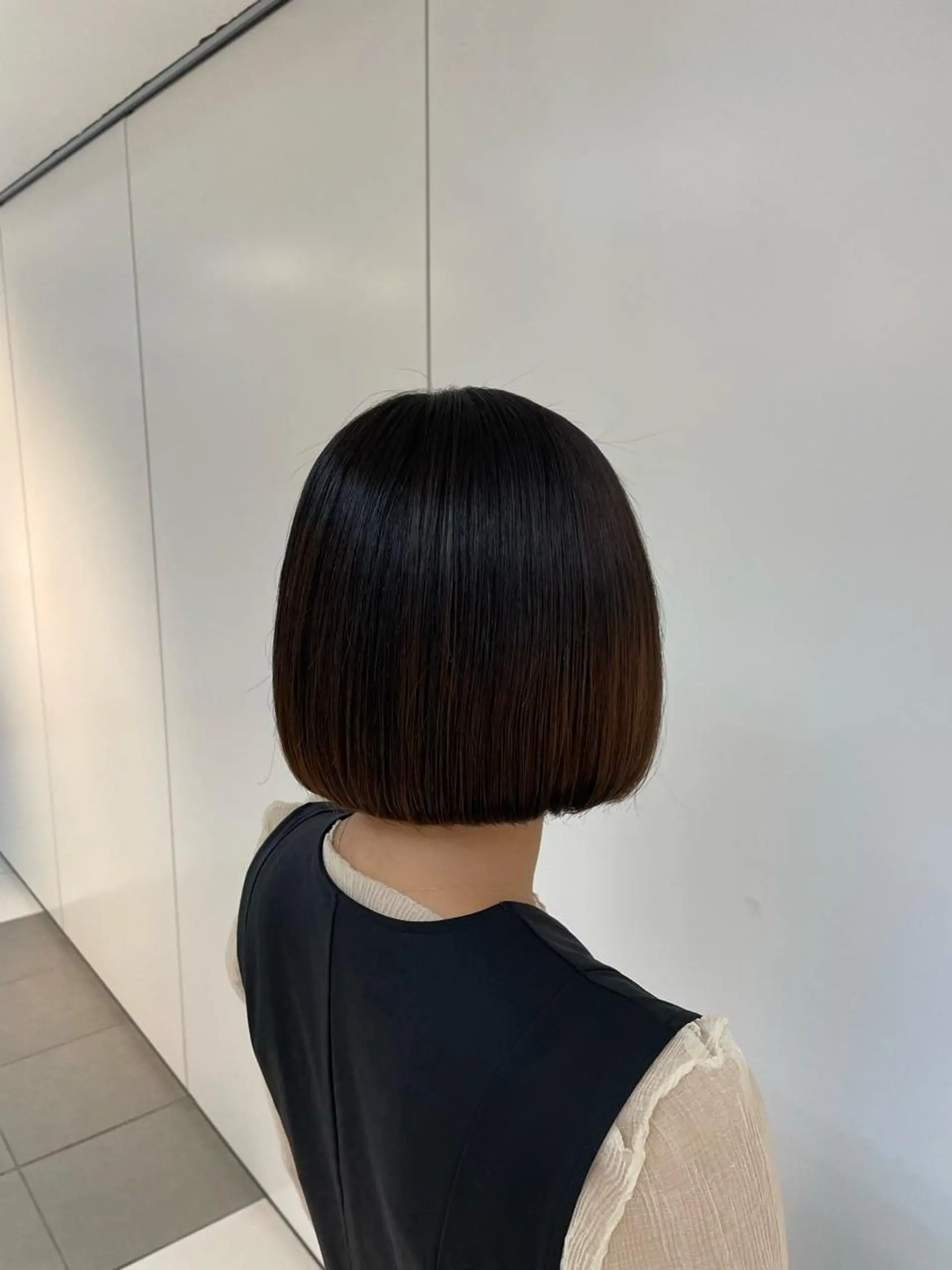 ショート 🐬脱白髪染めカラー 清水大世🐬のヘアスタイル