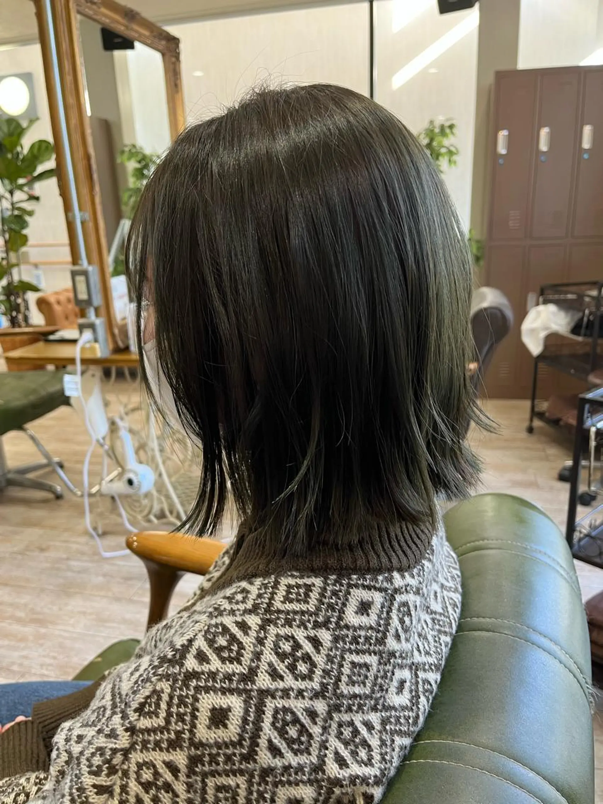 ミディアム 切りっぱなしボブ ボブ 髪質改善 ﾅﾂﾐ🌼新越谷/ 骨格修正/艶髪のヘアスタイル