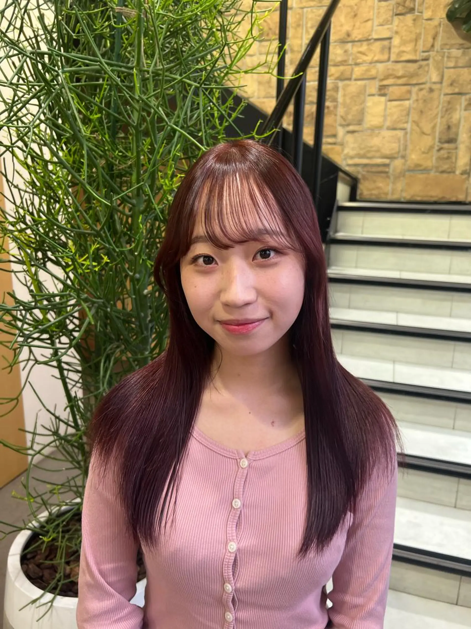 ミディアム 暖色カラー/レイヤー カット/Yunaのヘアスタイル