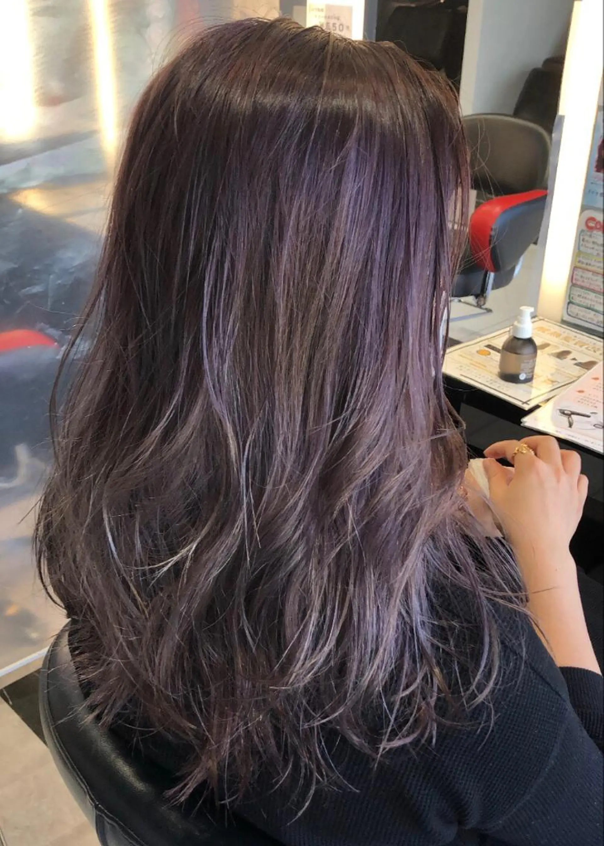 セミロング カラー パープルカラー ヘアカラー トリートメント メンズヘア特化 崎田 成人のヘアスタイル